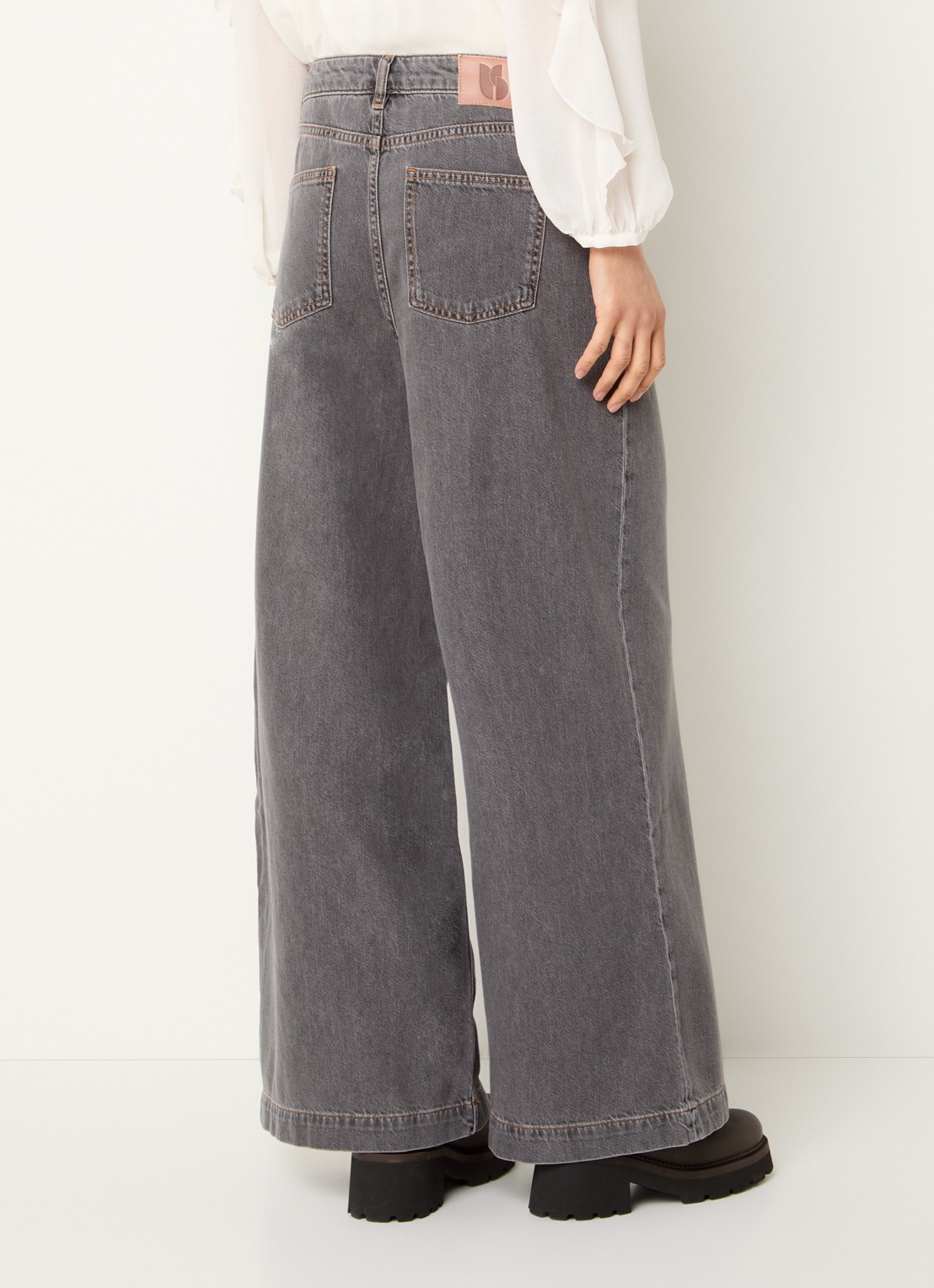 ba&sh Yusc high waist wide leg jeans met gekleurde wassing - achterkant lichtgrijs