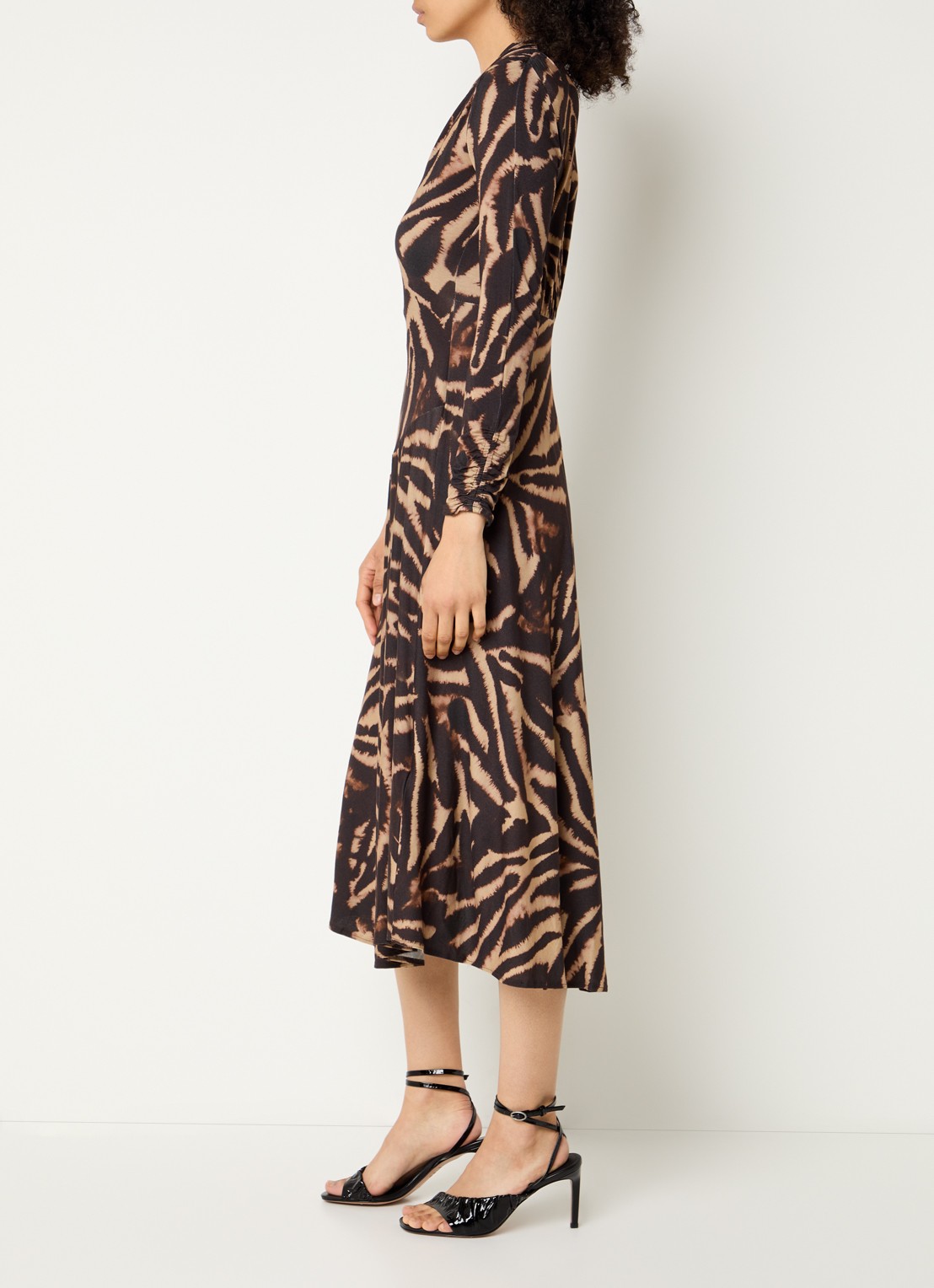 ba&sh Zahirah midi jurk met zebraprint - voorkant 2 donkerbruin