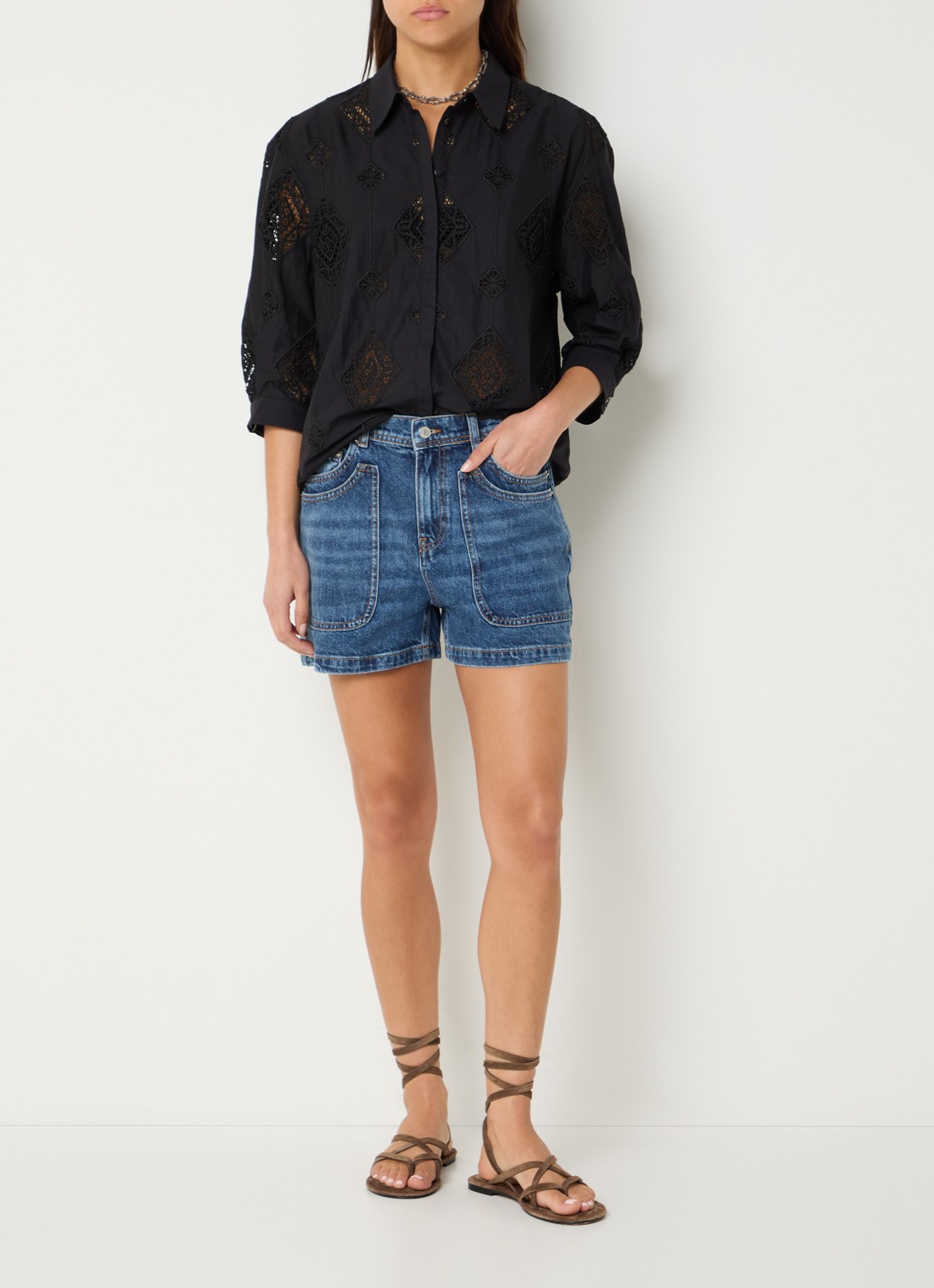 ba&sh Zevy high waist straight fit korte broek van denim - voorkant 4 indigo