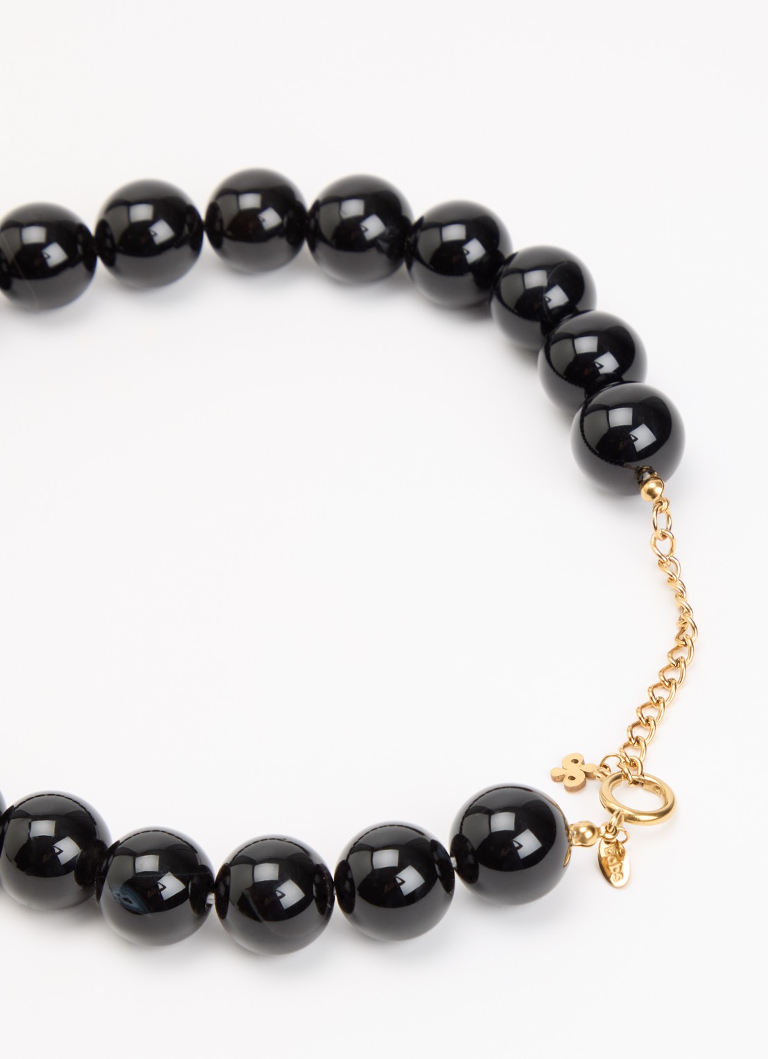 Babs The Label Midnight Black kralenketting verguld - detail 2 zwart