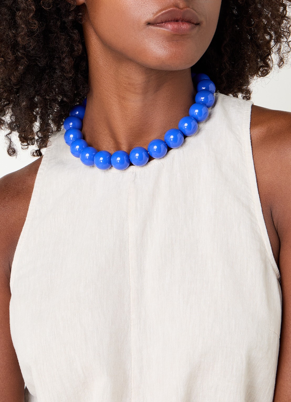 Babs The Label Royal Blue kralenketting verguld - voorkant 2 kobaltblauw