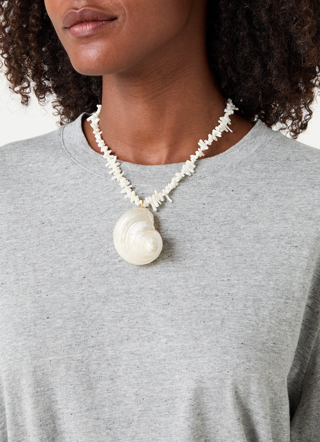 Babs The Label Tropical Treasure hanger verguld - voorkant 4 parelmoer
