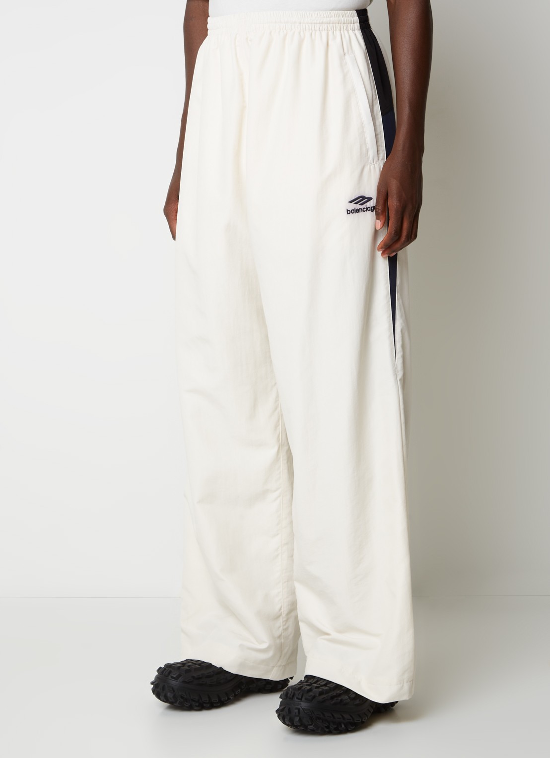 Balenciaga 3B Sports Icon mid waist loose fit trackpants met logo - detail 3 gebroken wit