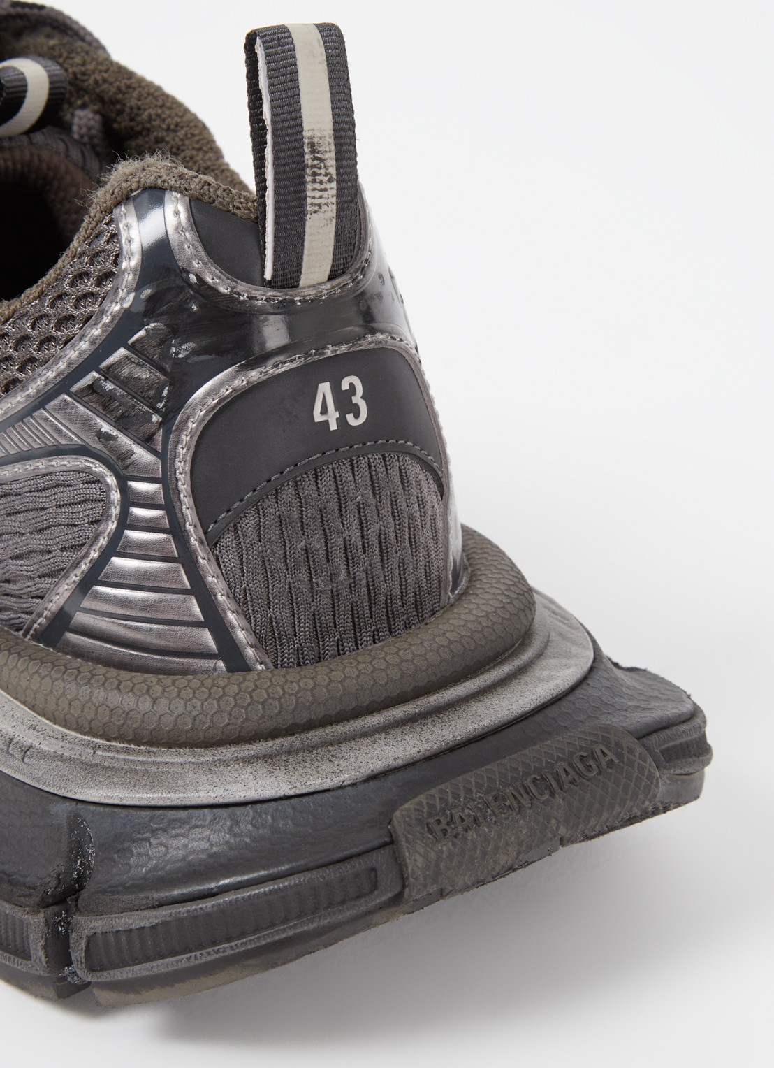 Balenciaga 3XL sneaker met mesh details - detail 5 donkergrijs