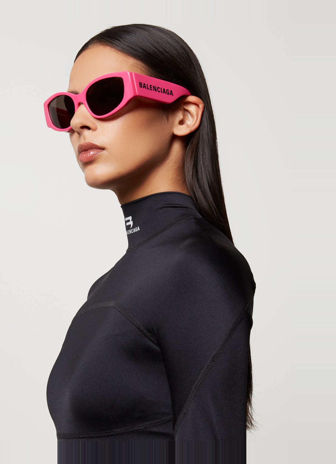 Balenciaga Cat Eye zonnebril BB0258S - voorkant 2 donkerroze