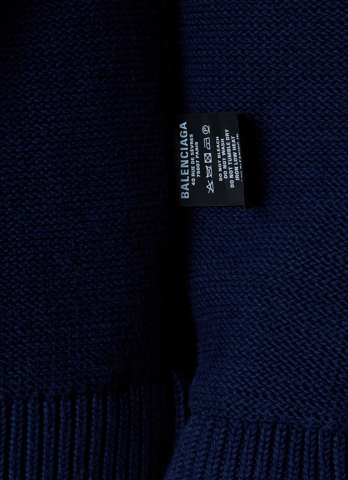 Balenciaga Grofgebreide trui met capuchon - detail 3 donkerblauw