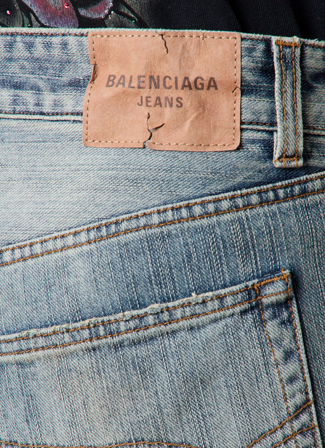 Balenciaga High waist loose fit jeans met verwassen afwerking - detail 4 indigo