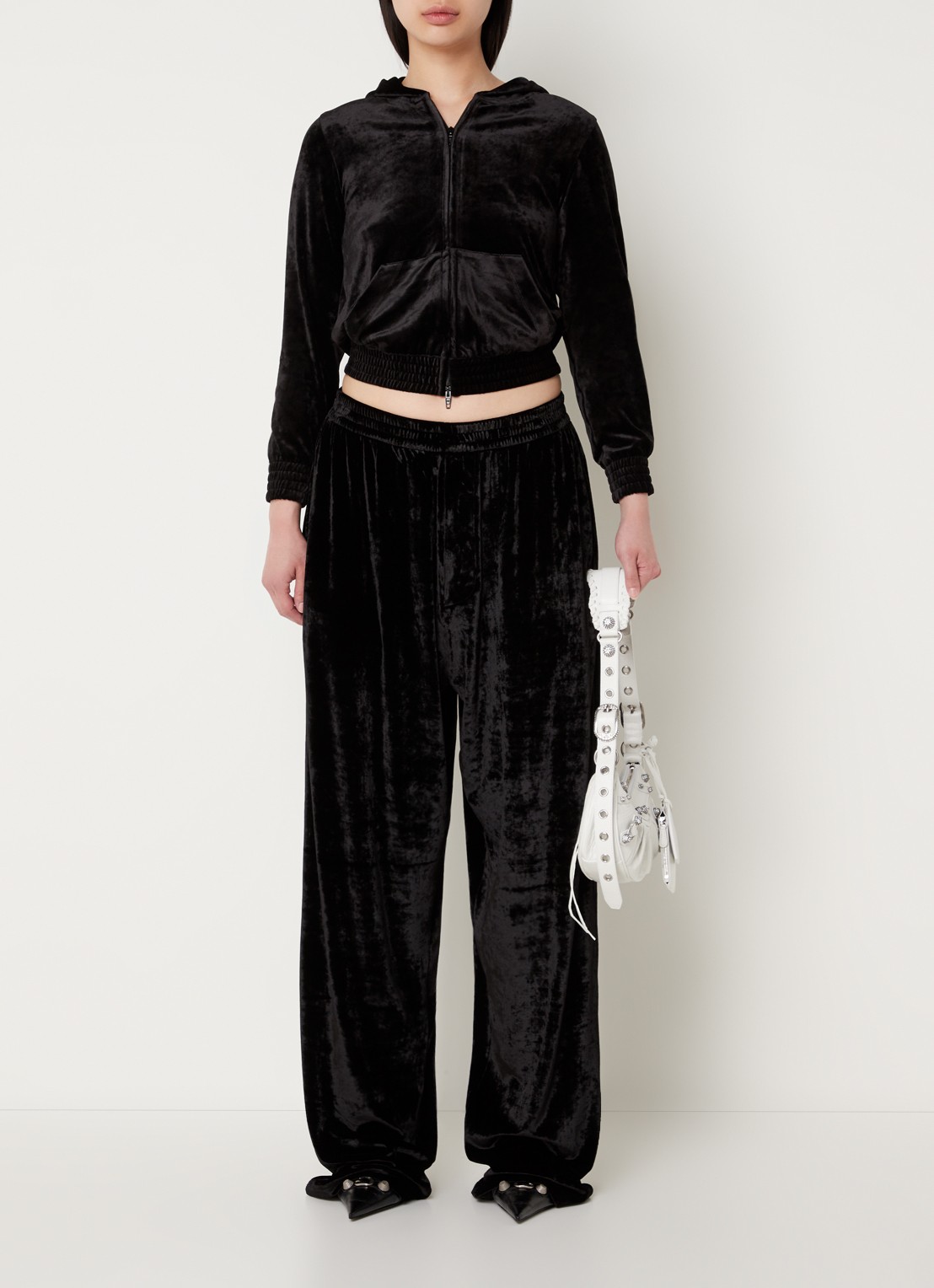 Balenciaga High waist loose fit joggingbroek van fluweel - voorkant 2 zwart