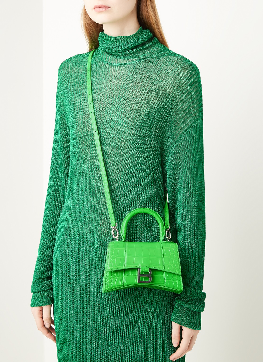Balenciaga Hourglass XS handtas van kalfsleer met crocostructuur - voorkant 2 felgroen