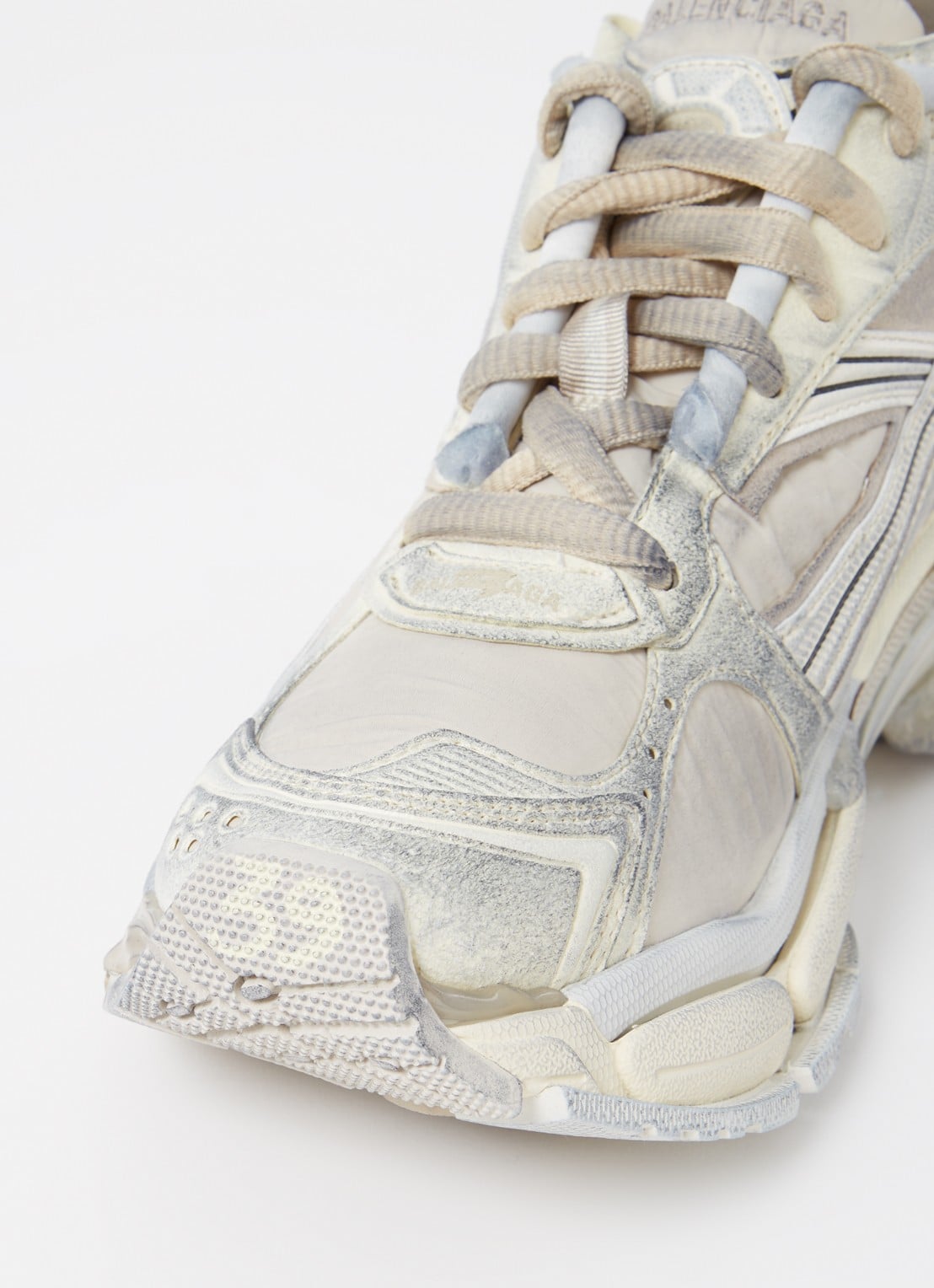 Balenciaga Runner sneaker met logo - detail 7 beige