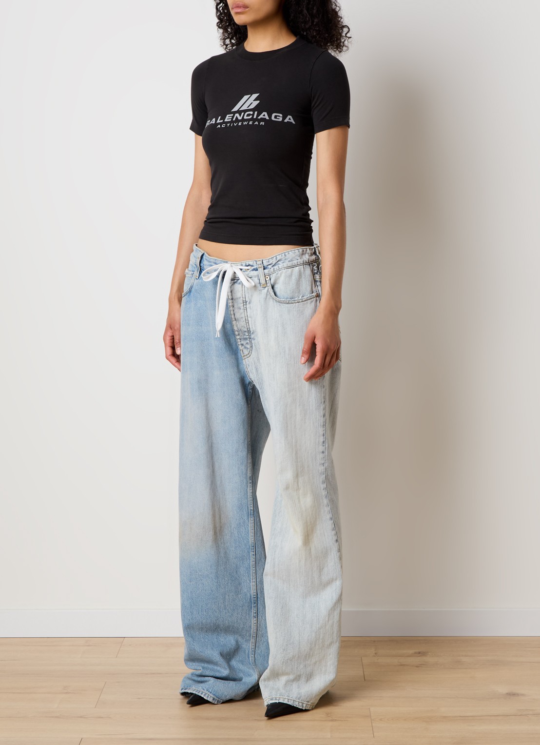 Balenciaga T-shirt met logoprint - voorkant 3 zwart