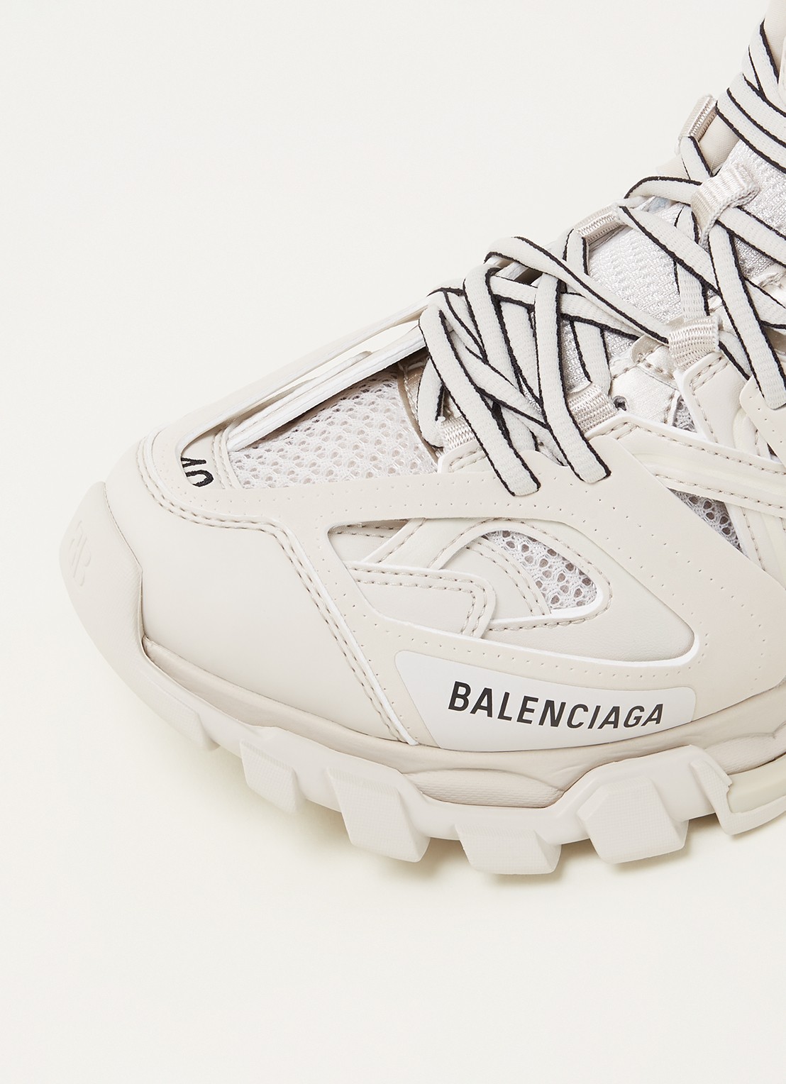 Balenciaga Track Hike sneaker met mesh details - detail 4 creme