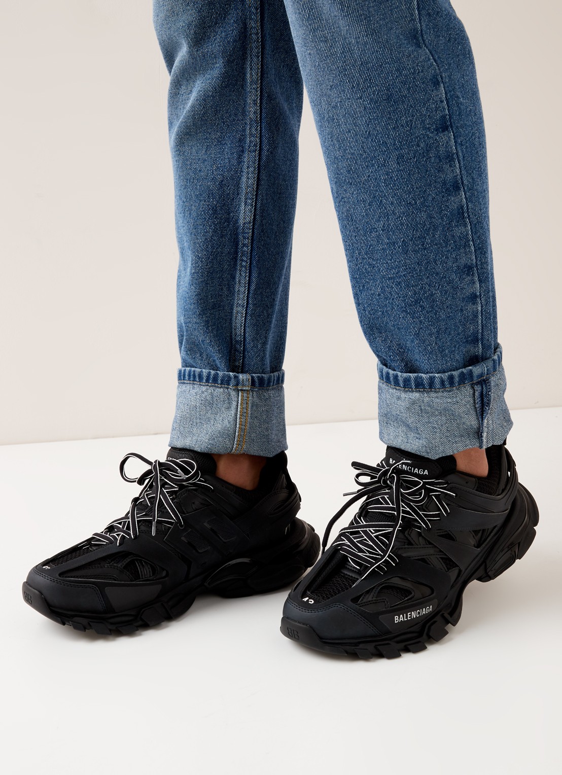 Balenciaga Track sneaker met mesh details  - voorkant 6 zwart