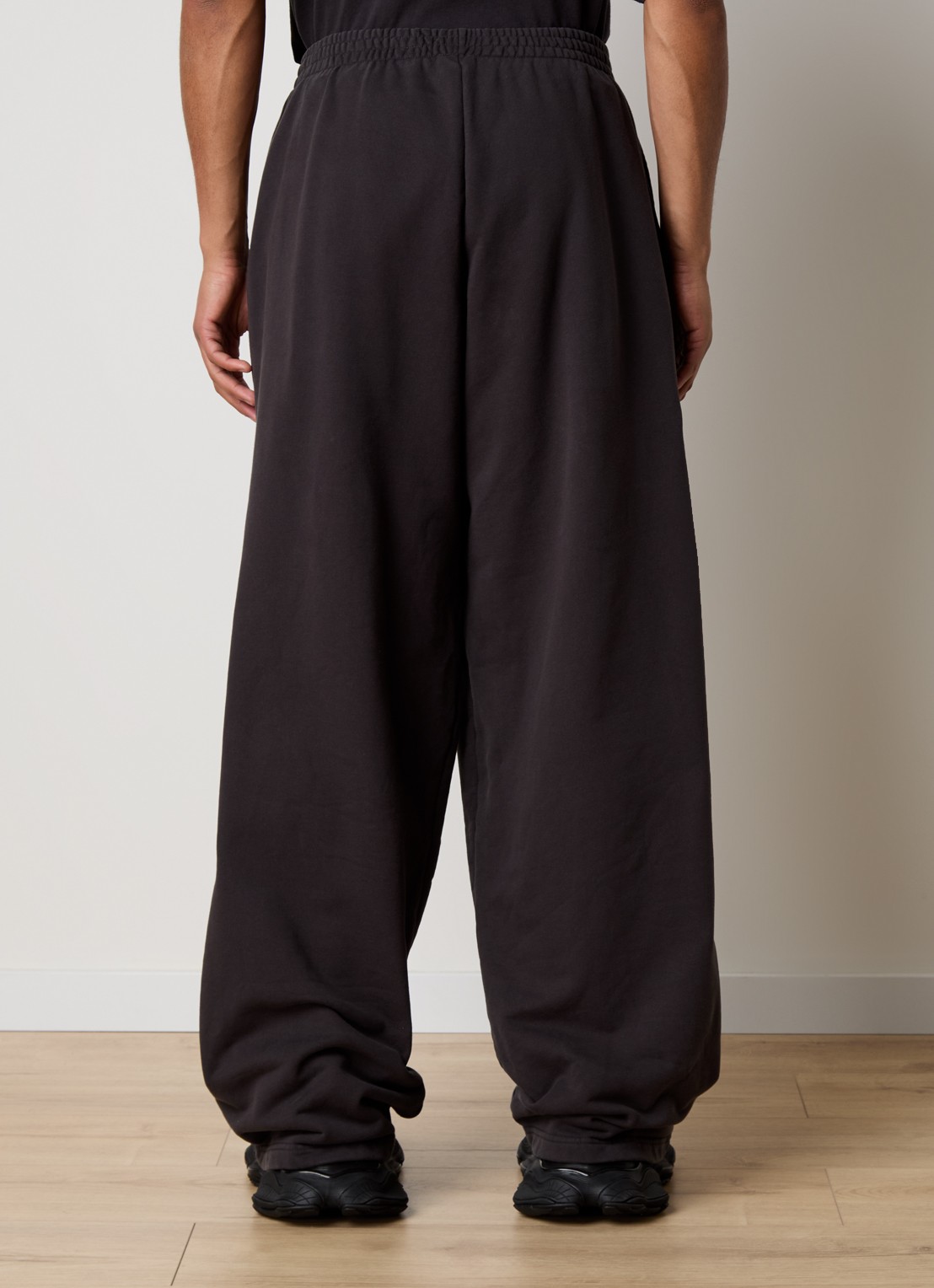 Balenciaga Wide fit joggingbroek met logo en steekzakken - achterkant 3 zwart