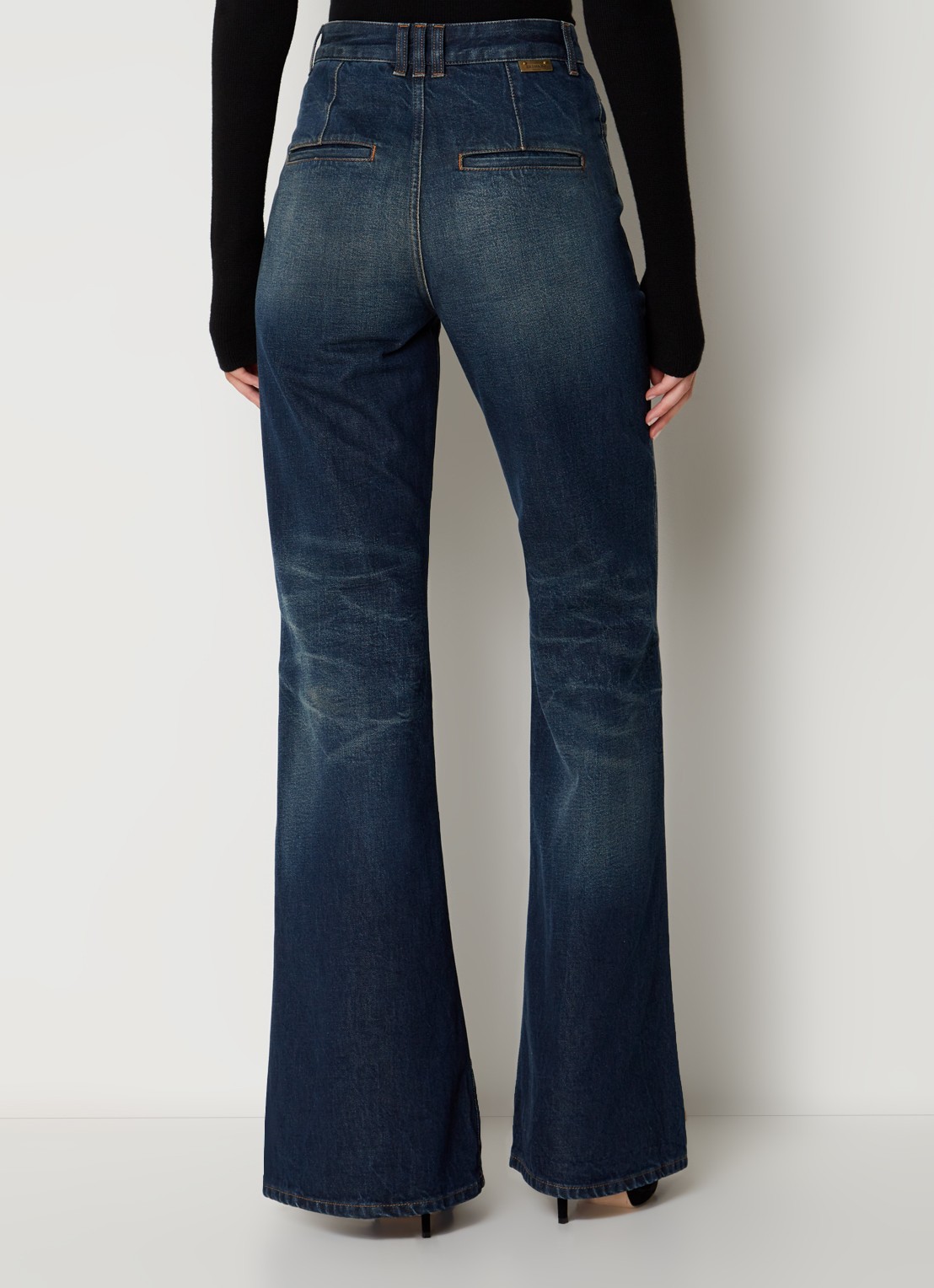 Balmain High waist flared jeans met donkere wassing - achterkant indigo