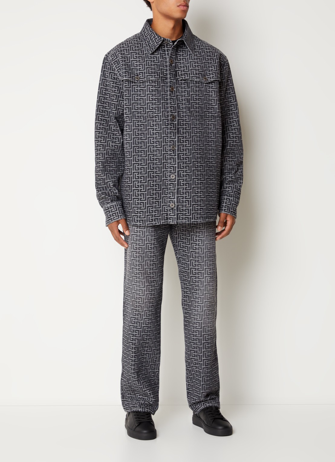 Balmain Regular fit overshirt van denim met logoprint - voorkant 2 zwart