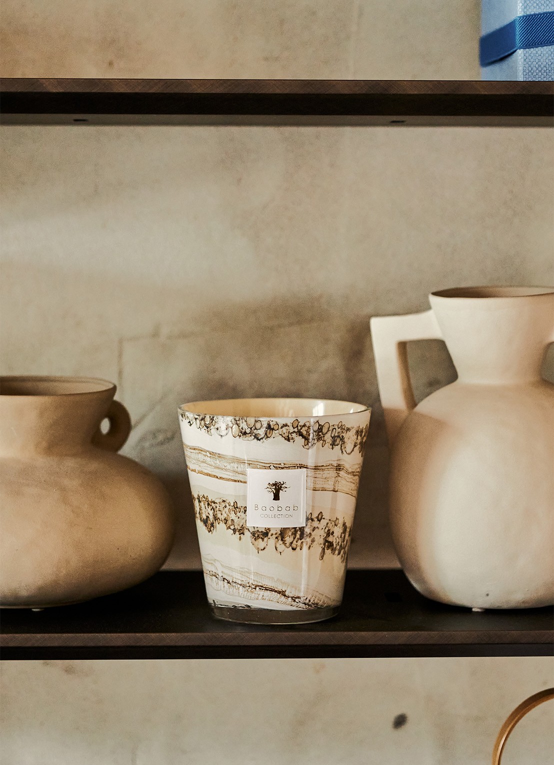 Baobab Collection Sand Siloli Max 16 geurkaars  - voorkant 2 zand