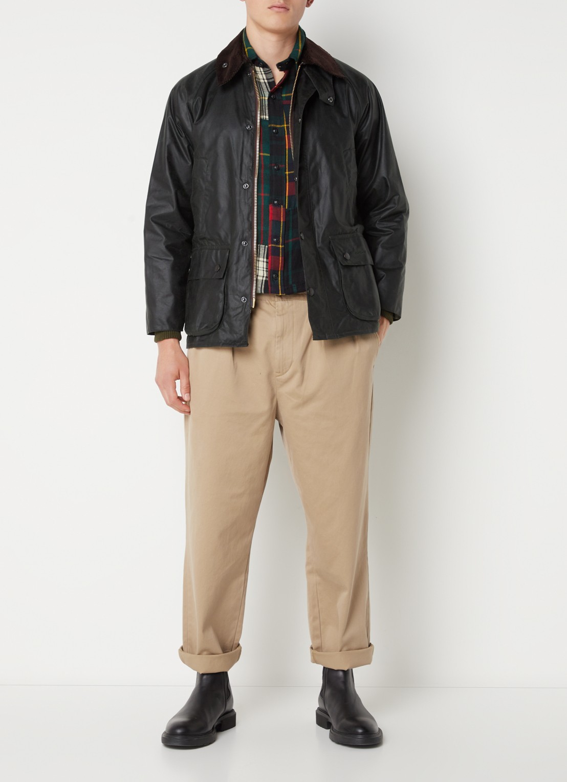 Barbour Bedale jack met opgestikte zakken en kraag van corduroy  - voorkant 2 bronsgroen
