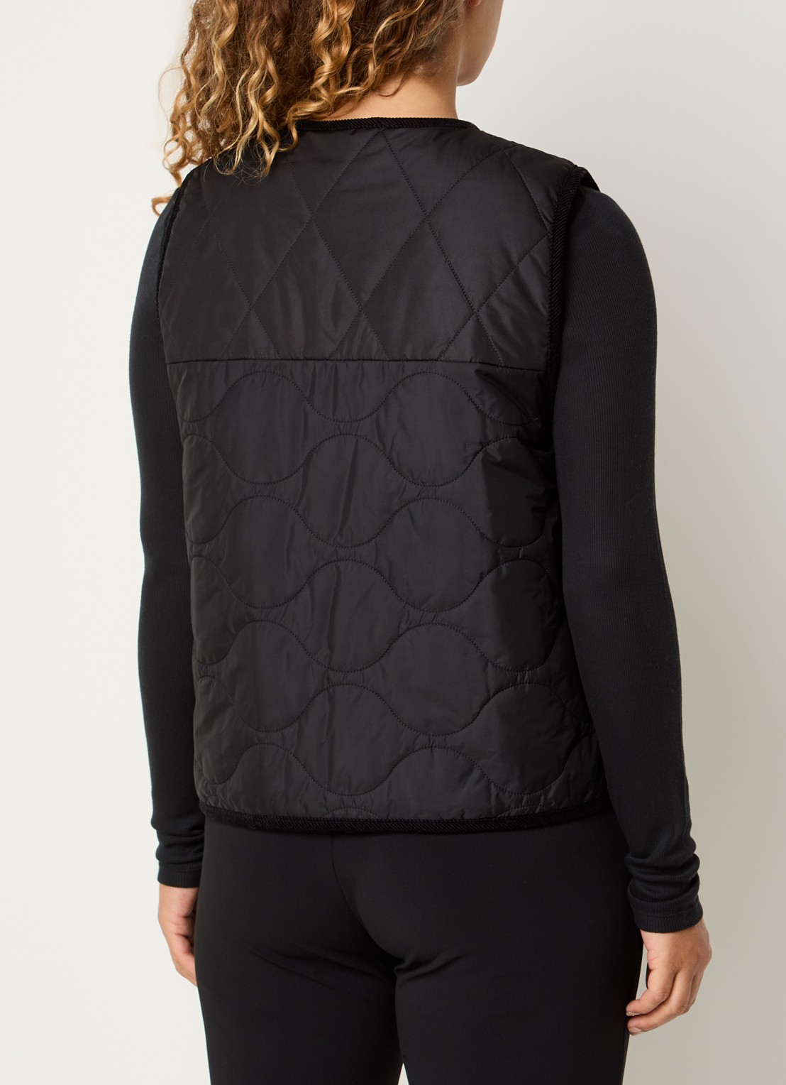 Barbour Gewatteerde bodywarmer met opgestikte zakken - achterkant 2 zwart
