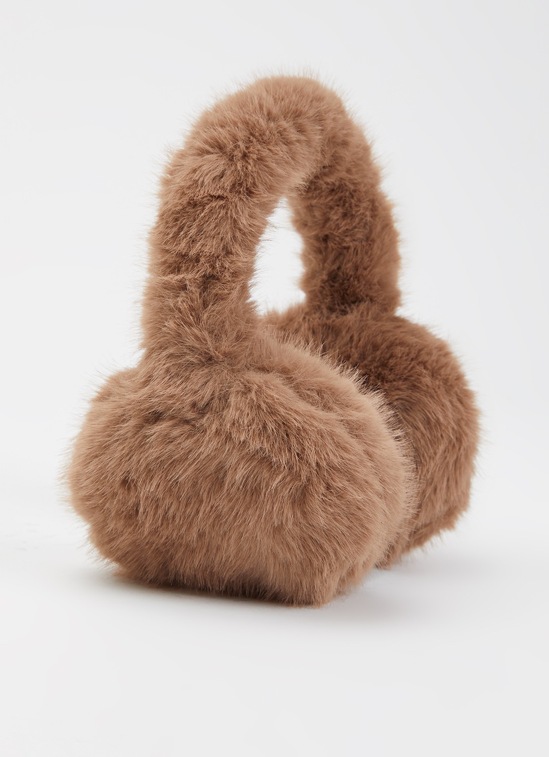 Barts Big Fur oorwarmers van imitatiebont - voorkant bruin