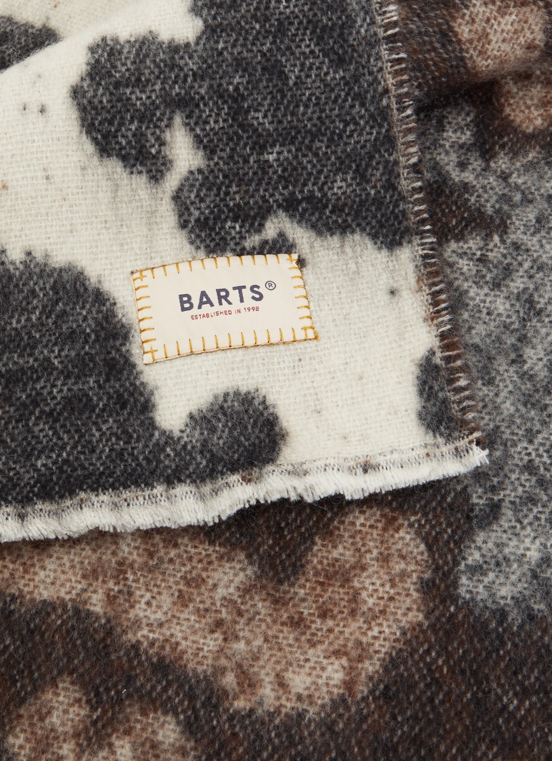 Barts Cowcoon sjaal 210 x 45 cm - detail 3 ivoor