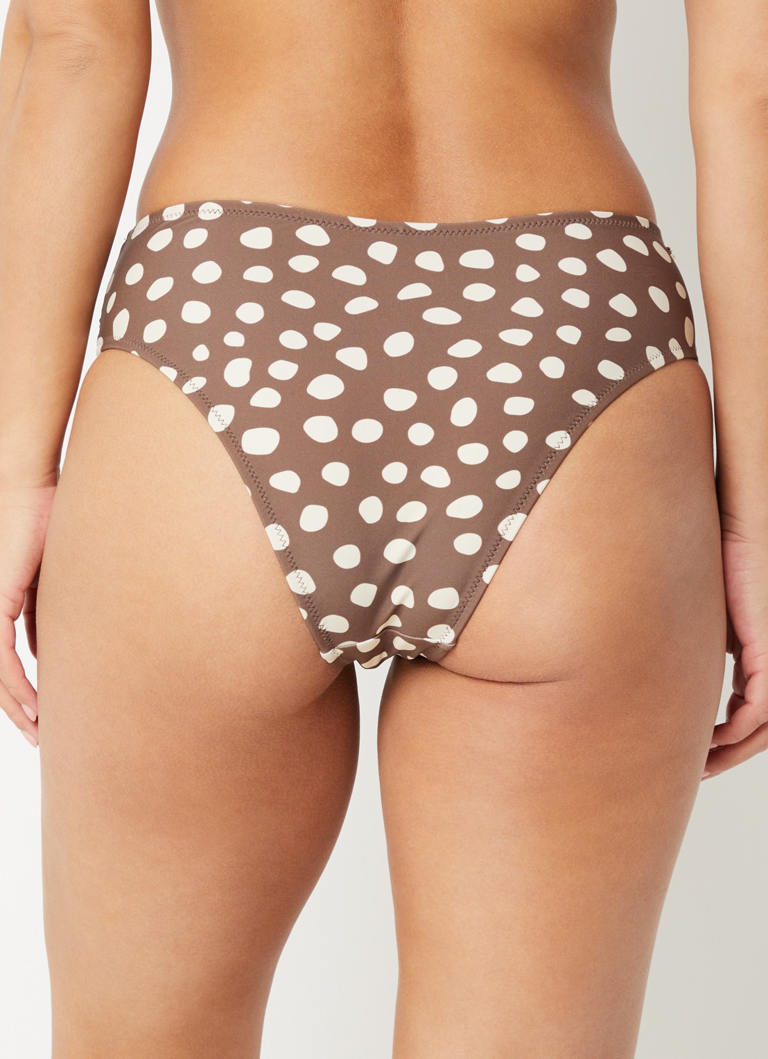 Barts Dauna high waisted bikinislip met stippenprint - achterkant 3 lichtbruin