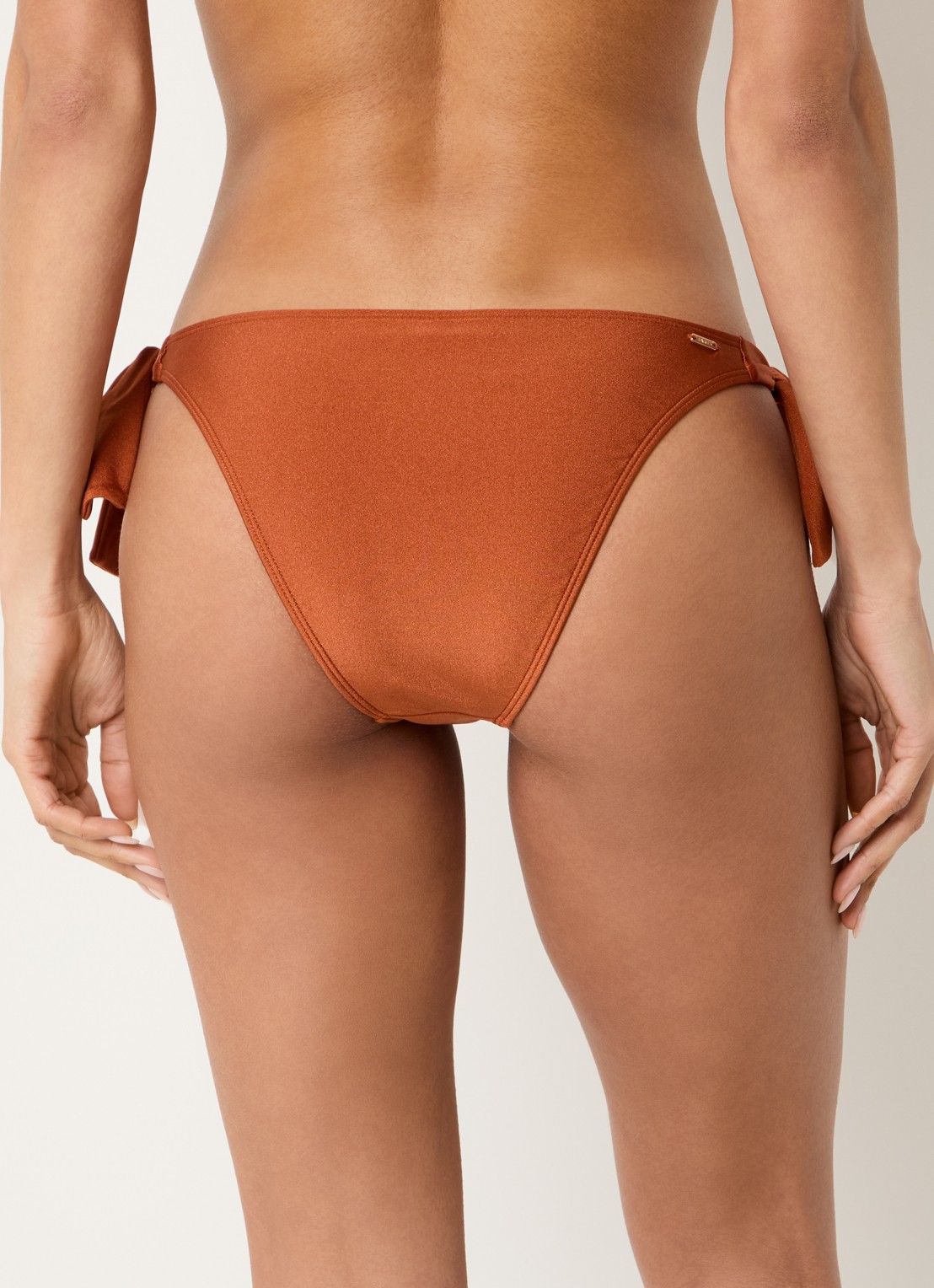Barts Isla tanga bikinislip - achterkant 5 roodbruin