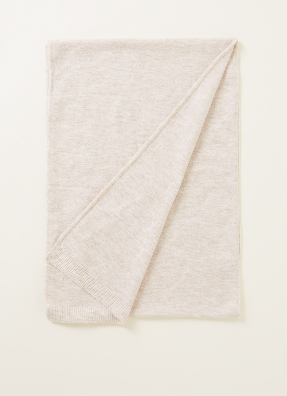 Barts Witzia sjaal 190 x 40 cm - voorkant beige