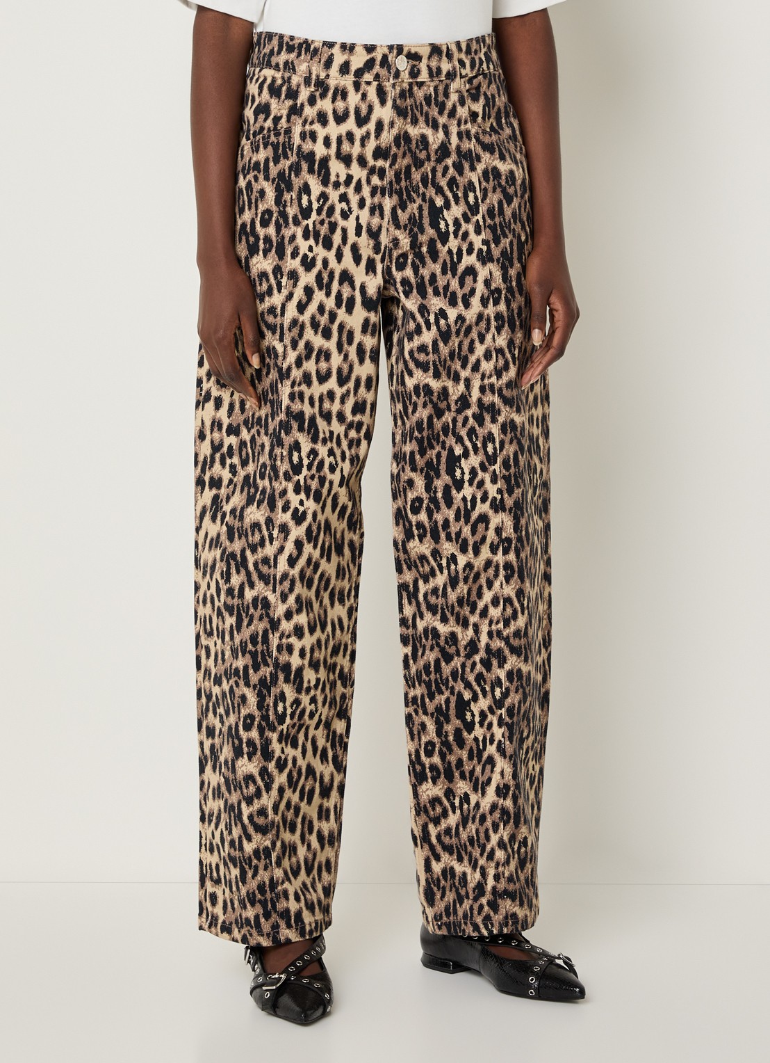 Baum und Pferdgarten Nara high waist wide leg jeans met panterprint - detail 2 bruin