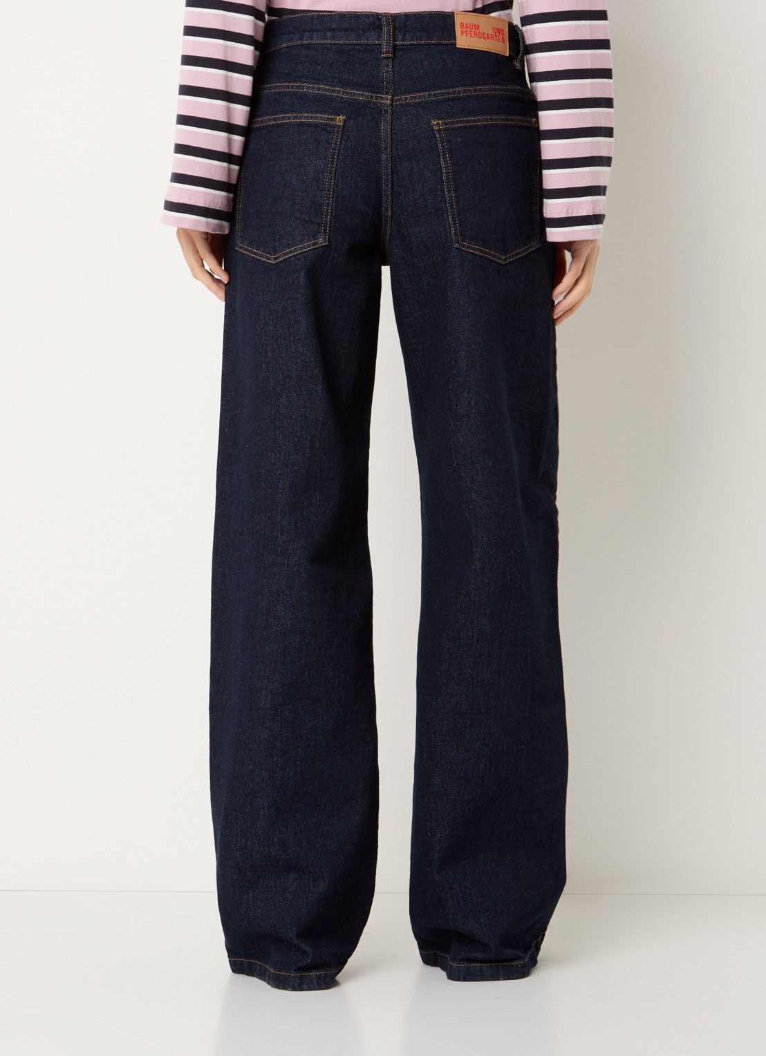 Baum und Pferdgarten No 02 high waist wide leg jeans met donkere wassing - achterkant 3 indigo