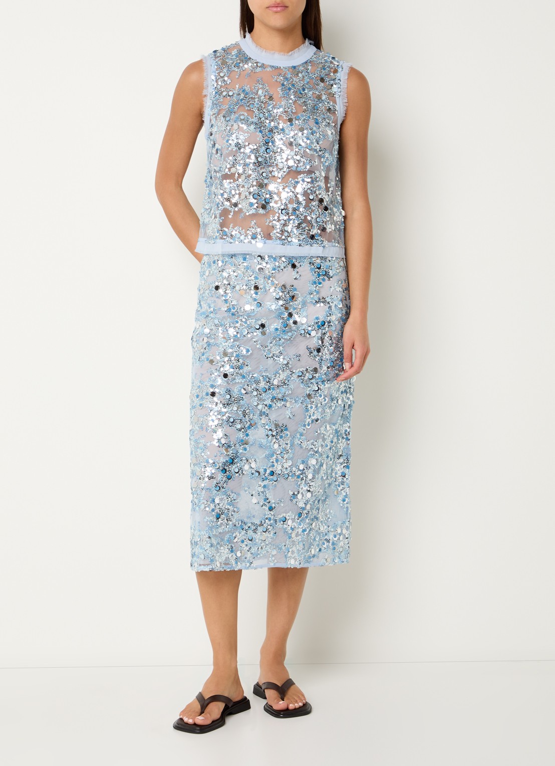 Baum und Pferdgarten Shania midi rok van mesh met pailletten - voorkant 2 lichtblauw