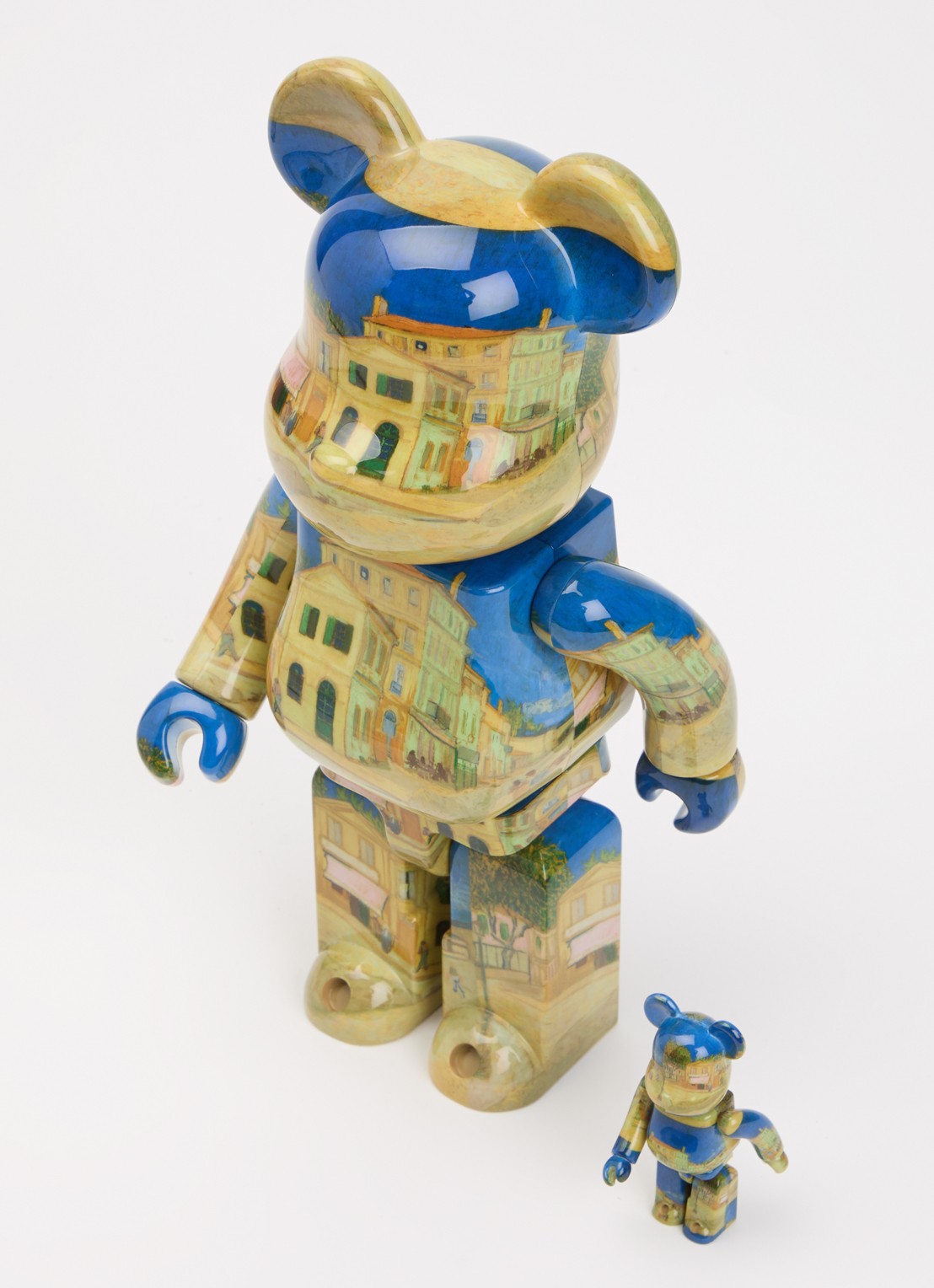 Bearbrick Bearbrick 100% & 400% Van Gogh Museum set van 2 - voorkant 2 beige