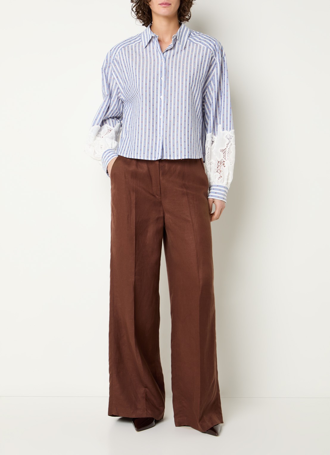 Beaumont Amal blouse met streepdessin - voorkant 2 lichtblauw