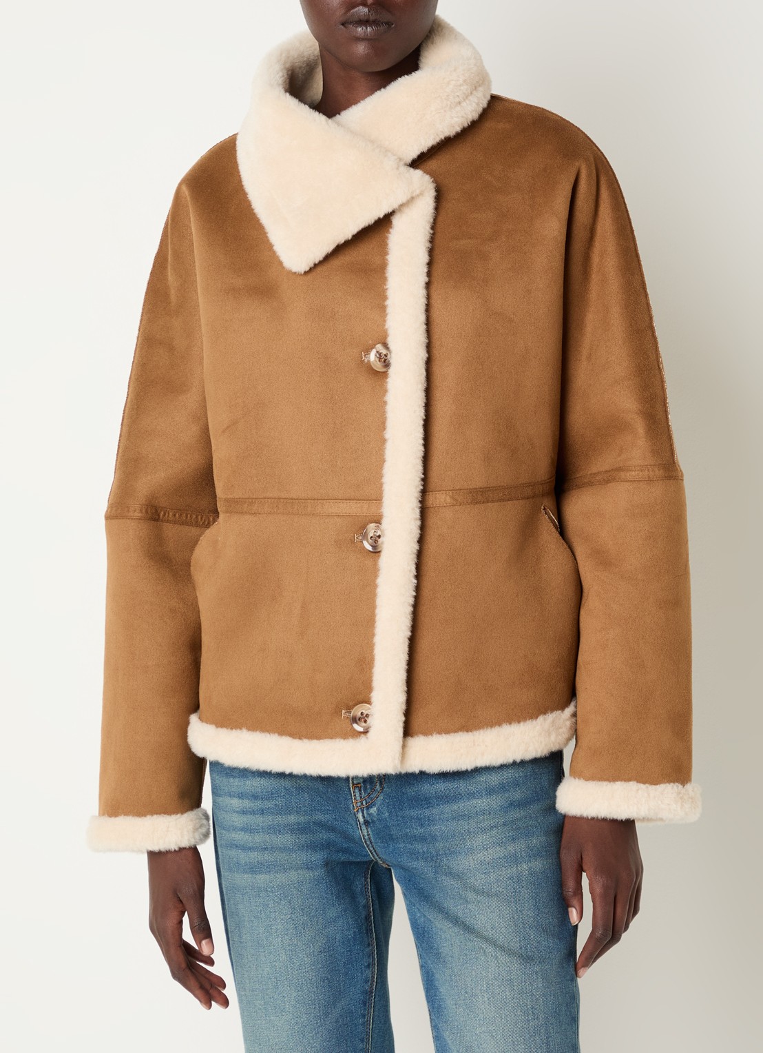 Beaumont Chayeen reversible jack van imitatiebont - detail 5 camel