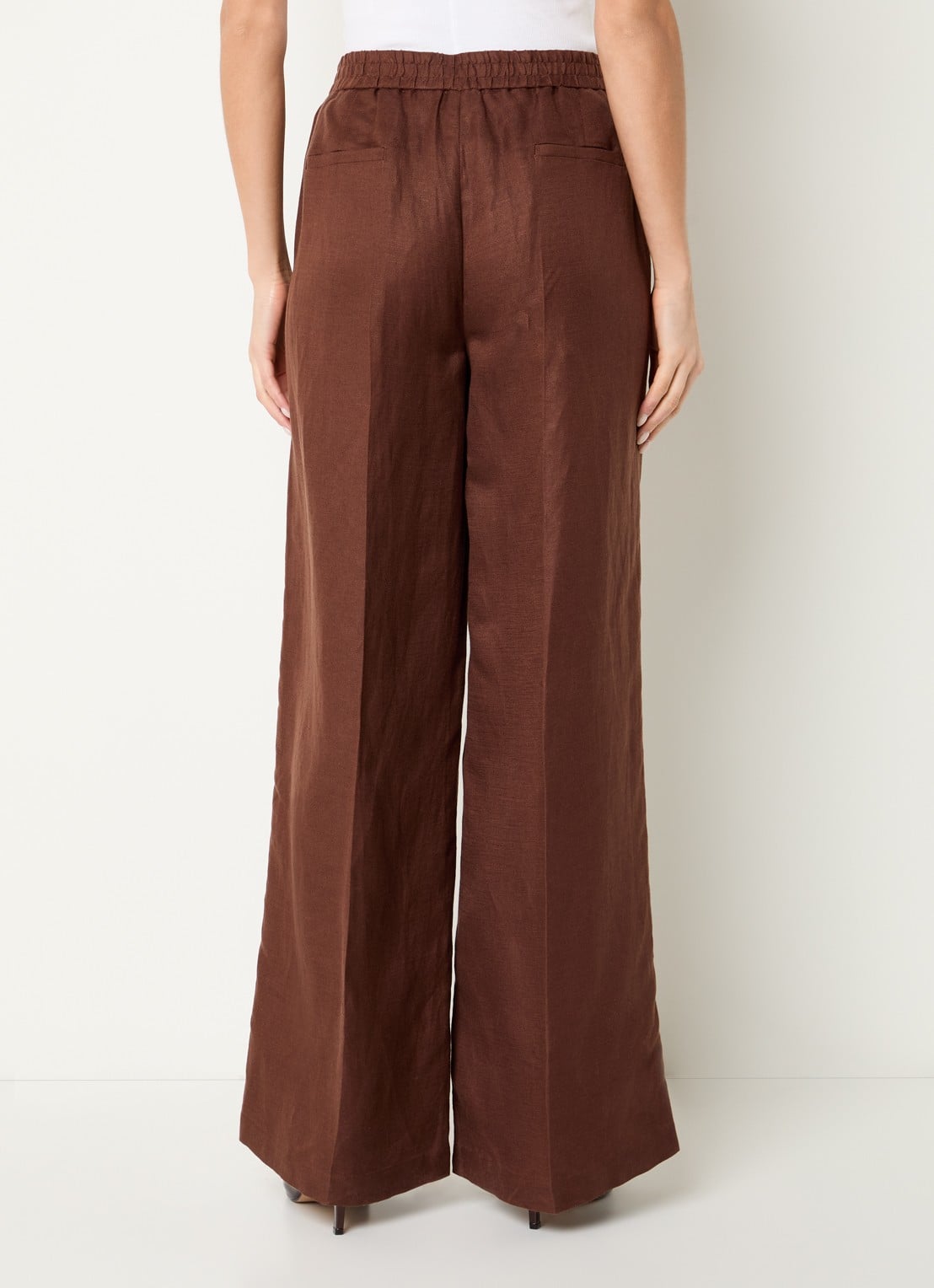 Beaumont Girona high waist wide fit pantalon met elastische band - achterkant hazelnootbruin