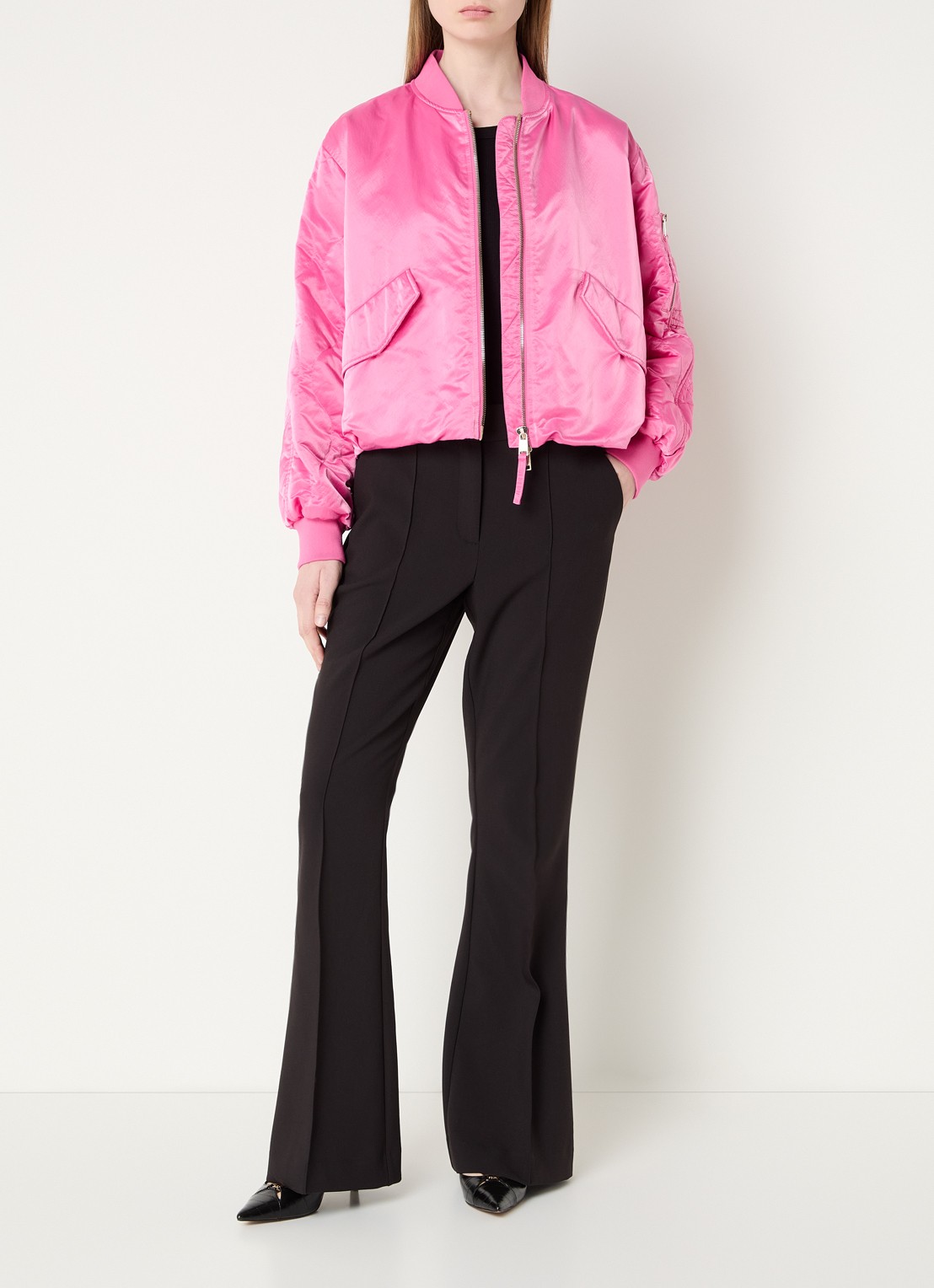 Beaumont Hady bomberjack met klepzakken en glanzende finish - voorkant 3 roze