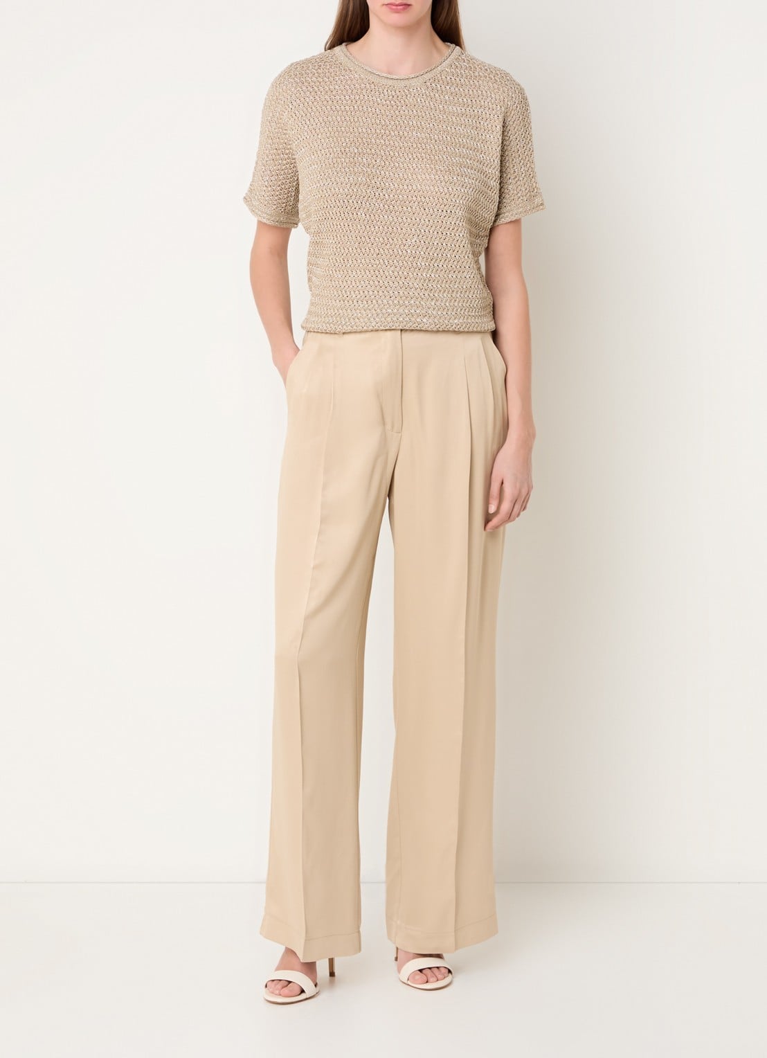Beaumont James high waist wide fit pantalon van satijn met steekzakken - voorkant 3 beige