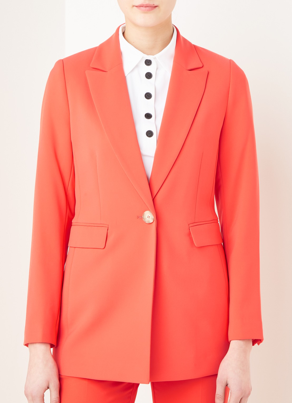 Beaumont Longline blazer met klepzakken - detail 4 koraalrood