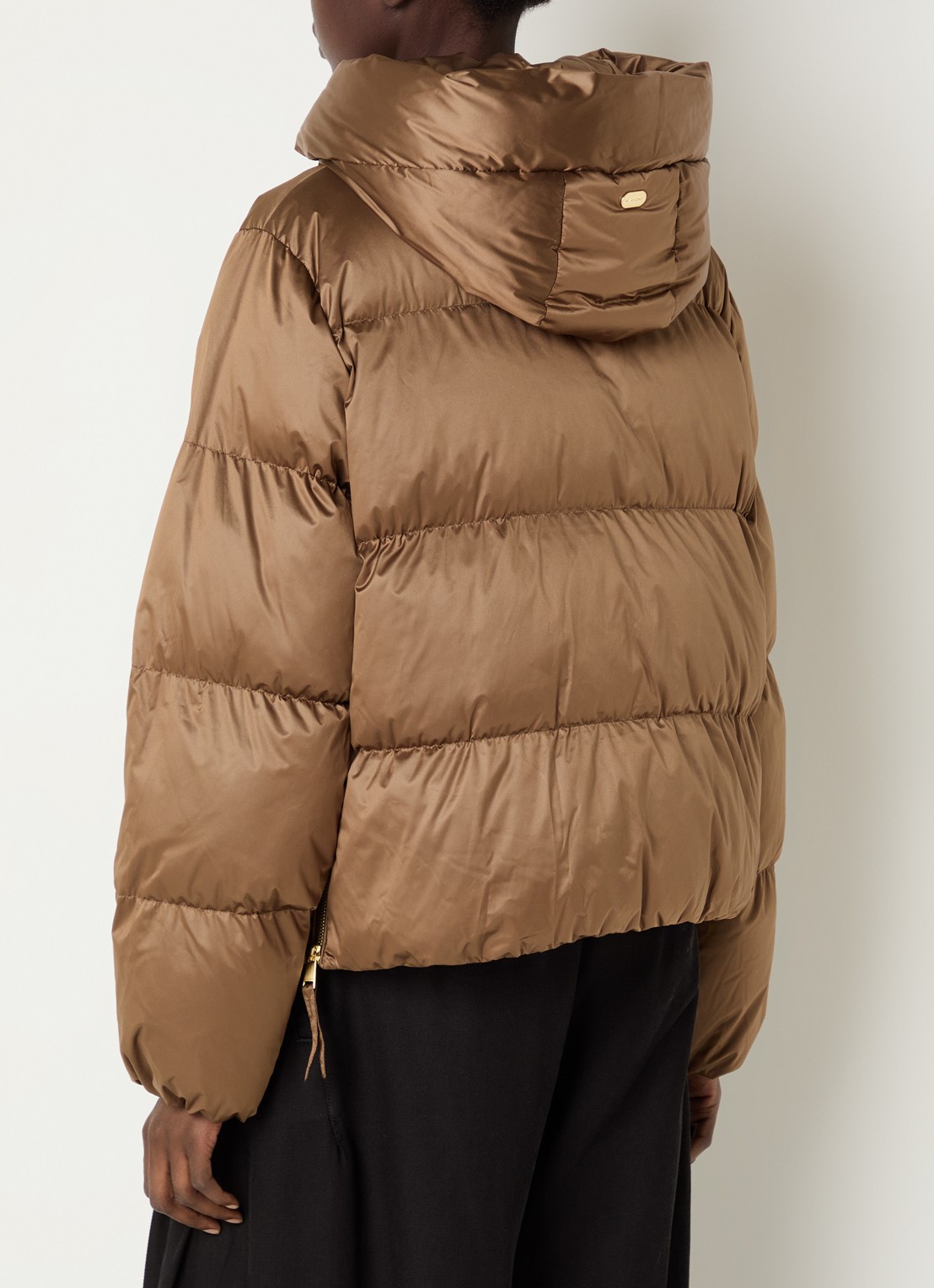 Beaumont Marian puffer jack met ritszakken - achterkant lichtbruin