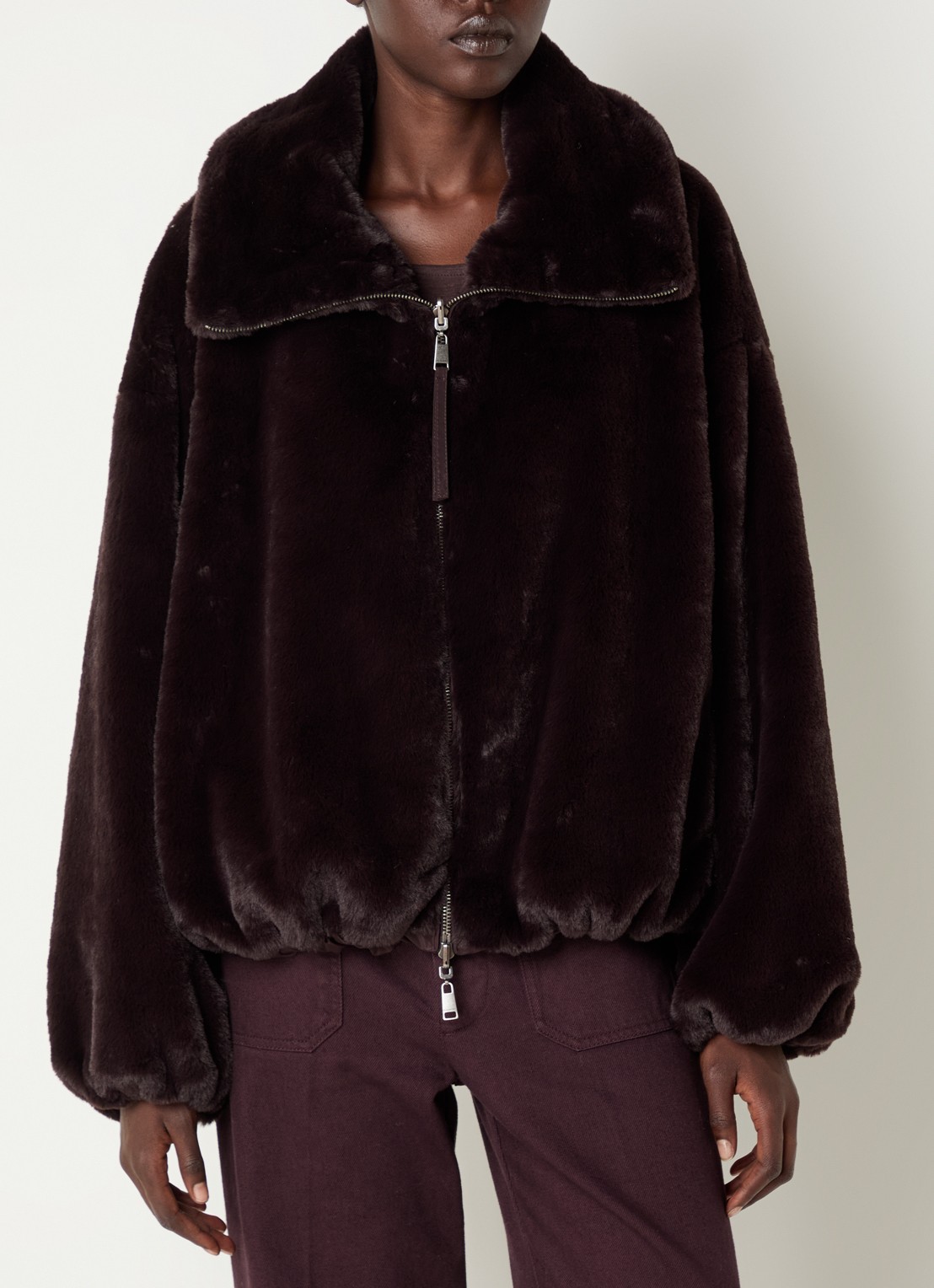 Beaumont Maxie reversible jack van imitatiebont - detail aubergine