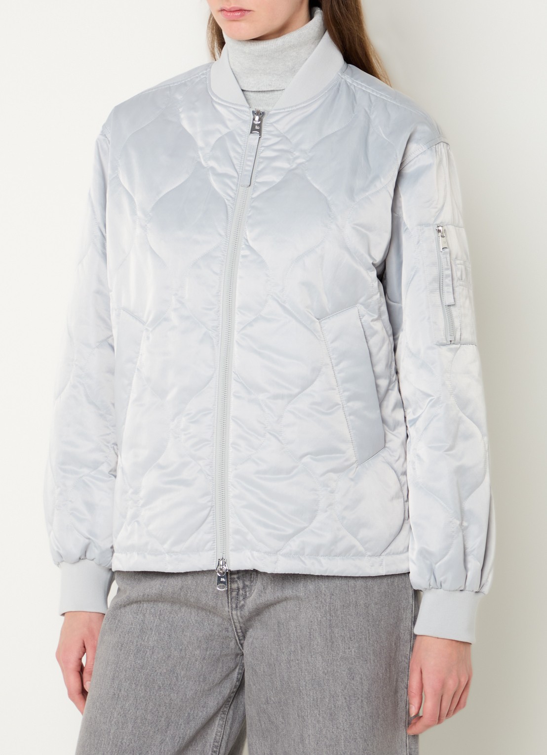 Beaumont Moony gewatteerd bomberjack met quilt patroon en steekzakken - detail blauwgrijs