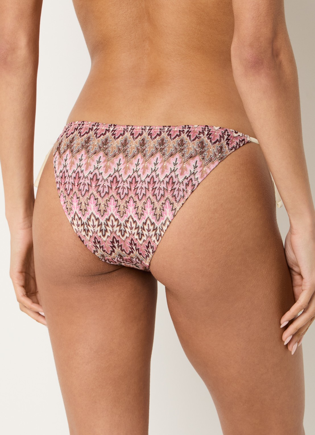 Becksöndergaard Amber Baila bikinislip met structuur - achterkant 5 donkerroze