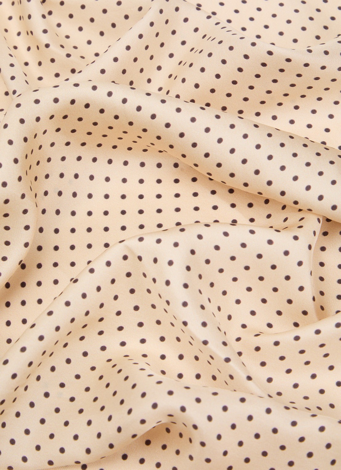 Becksöndergaard Polkina Sia sjaal van zijde met stippenprint 65 x 65 cm - detail 2 creme