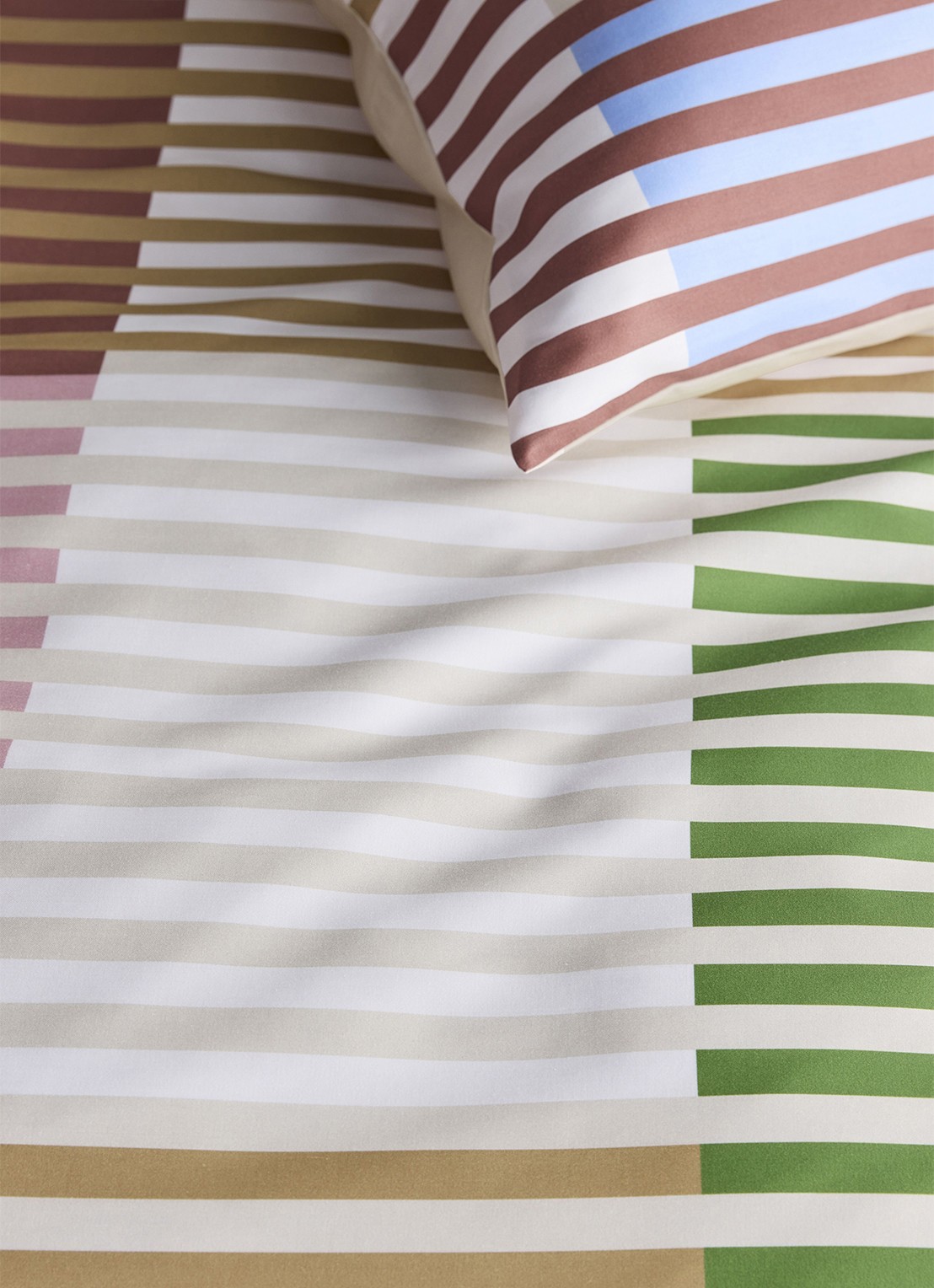 BeddingHouse Dutch Design Ginze dekbedovertrekset - inclusief kussenslopen - detail 4 multicolor