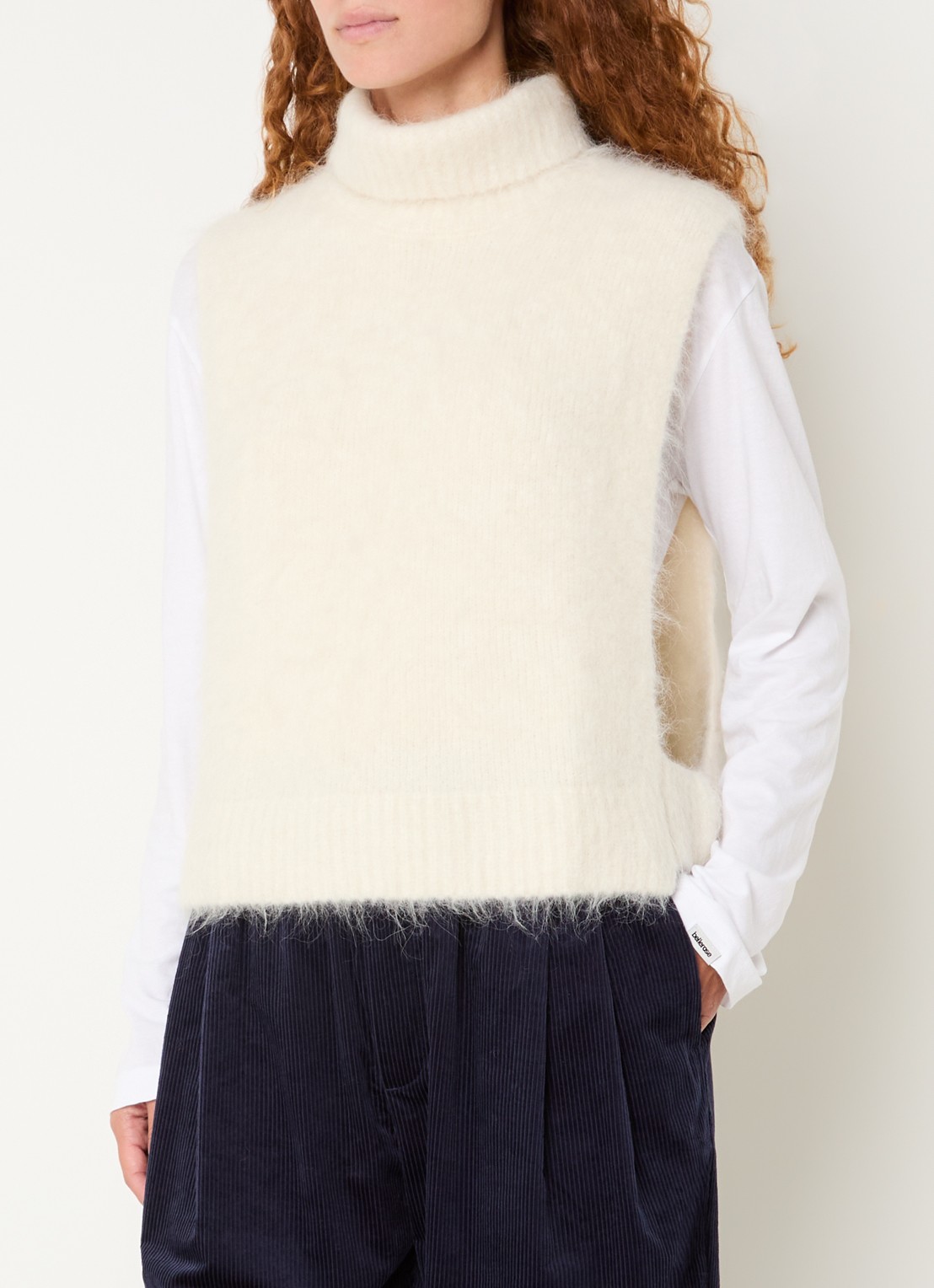 Bellerose Daren grofgebreide spencer in wolblend met col - detail 4 gebroken wit