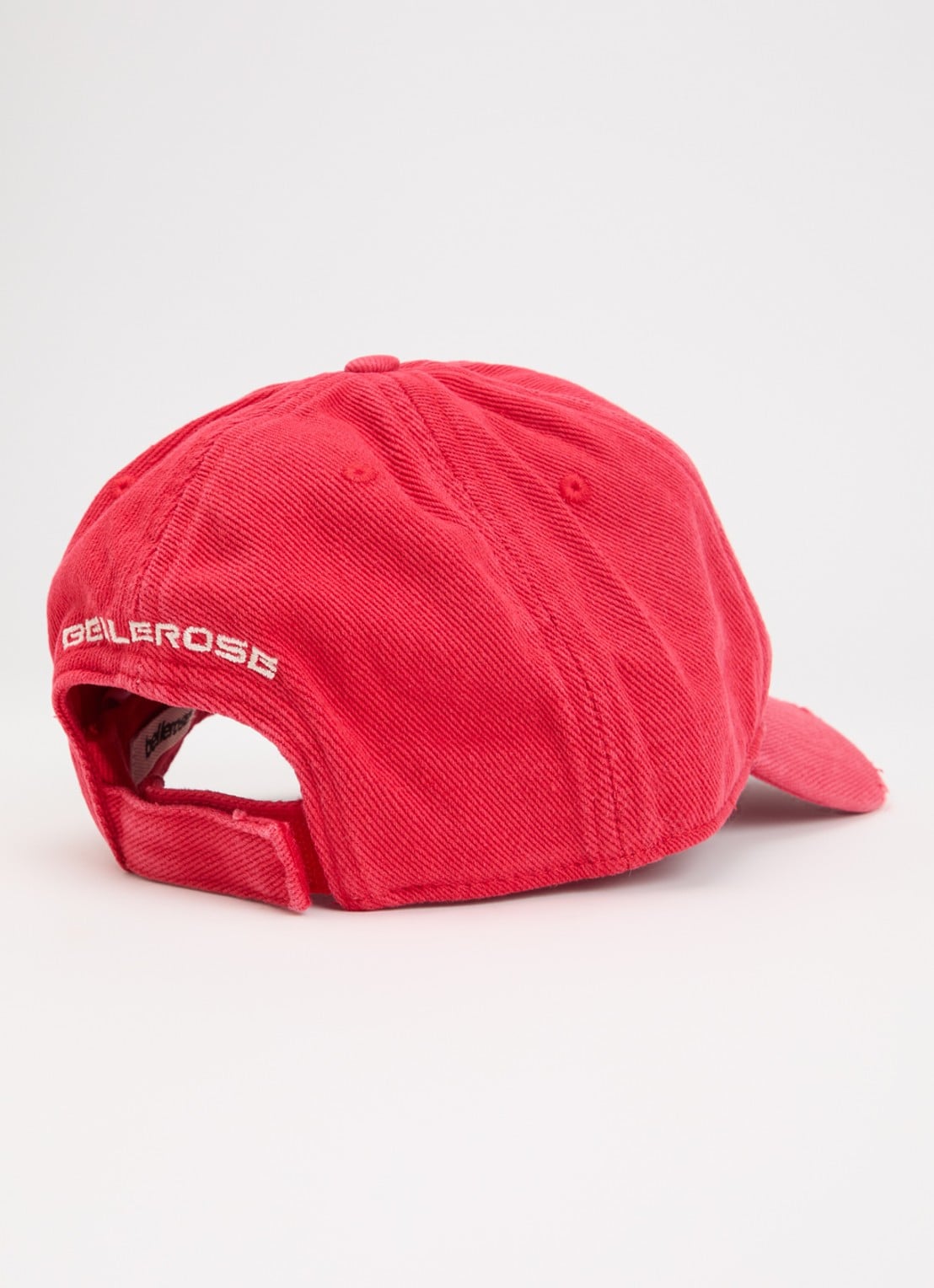 Bellerose Dooba pet met borduring - detail 2 rood