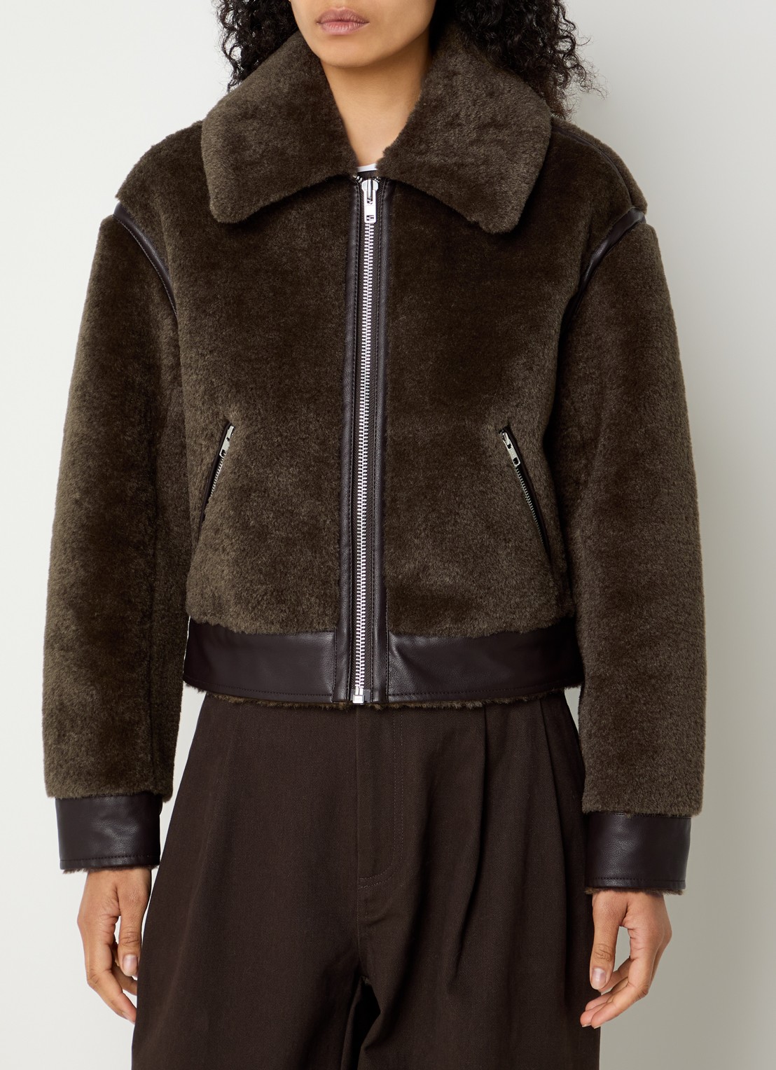 Bellerose Eagle jack van imitatiebont met ritszakken - detail bruin
