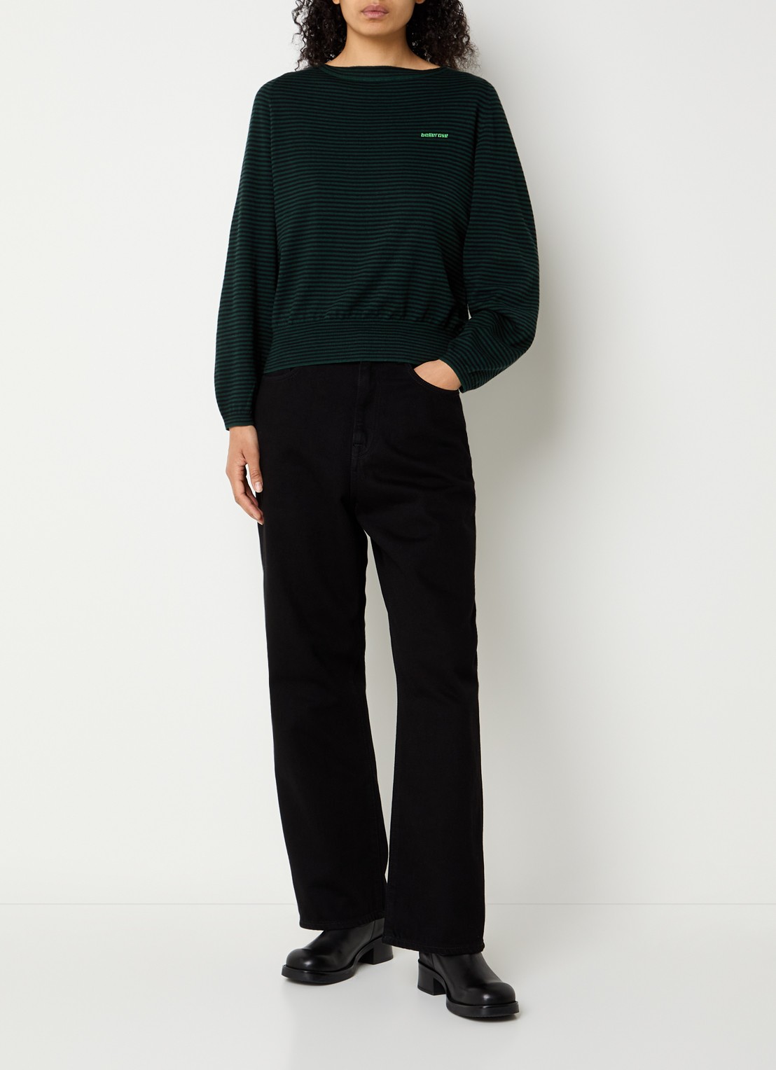 Bellerose Gerhi fijngebreide sweater in wolblend met streepprint - voorkant 2 donkergroen