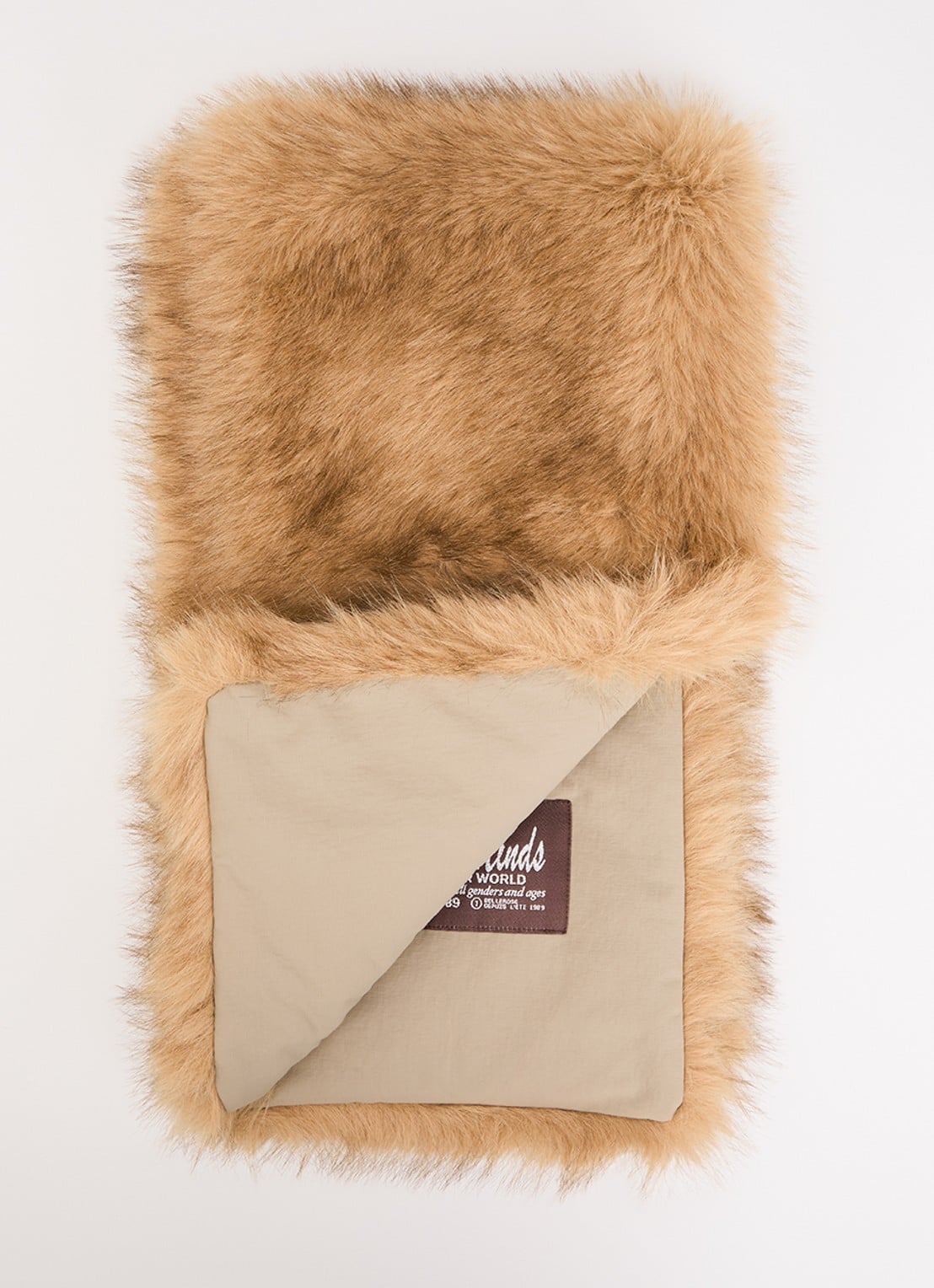 Bellerose Harol sjaal van imitatiebont 170 x 20 cm - voorkant camel