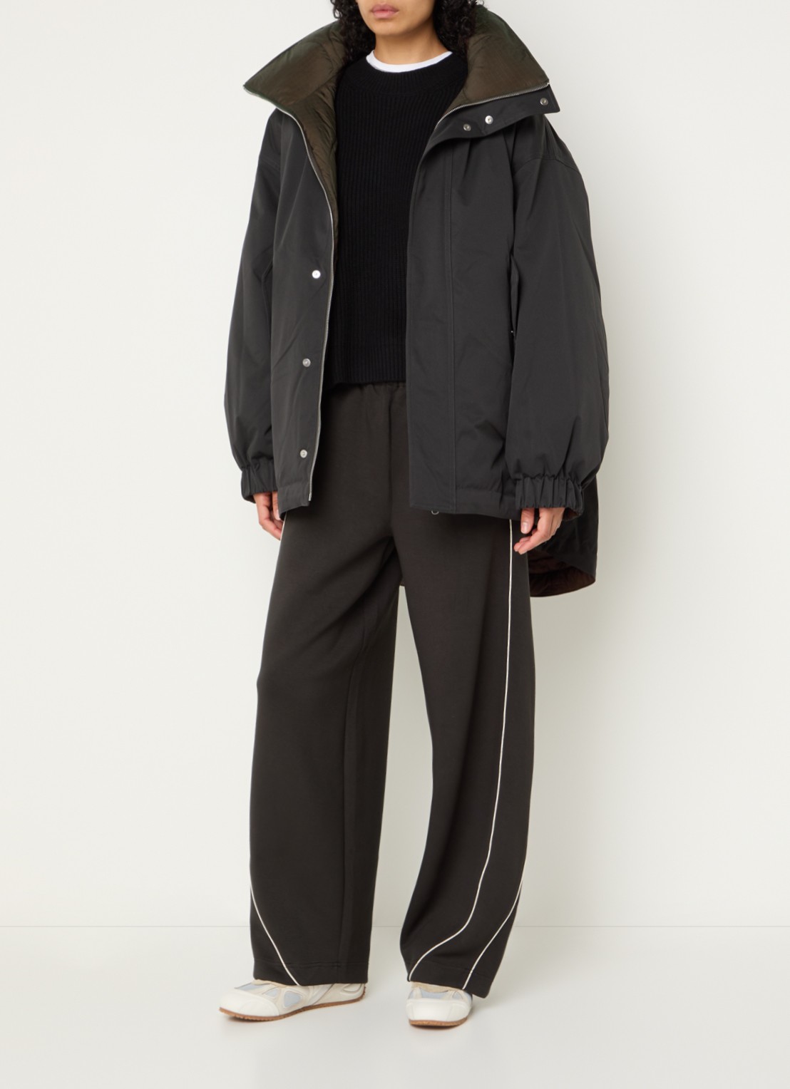 Bellerose Hedi reversible jack met opstaande kraag - voorkant 3 donkerbruin